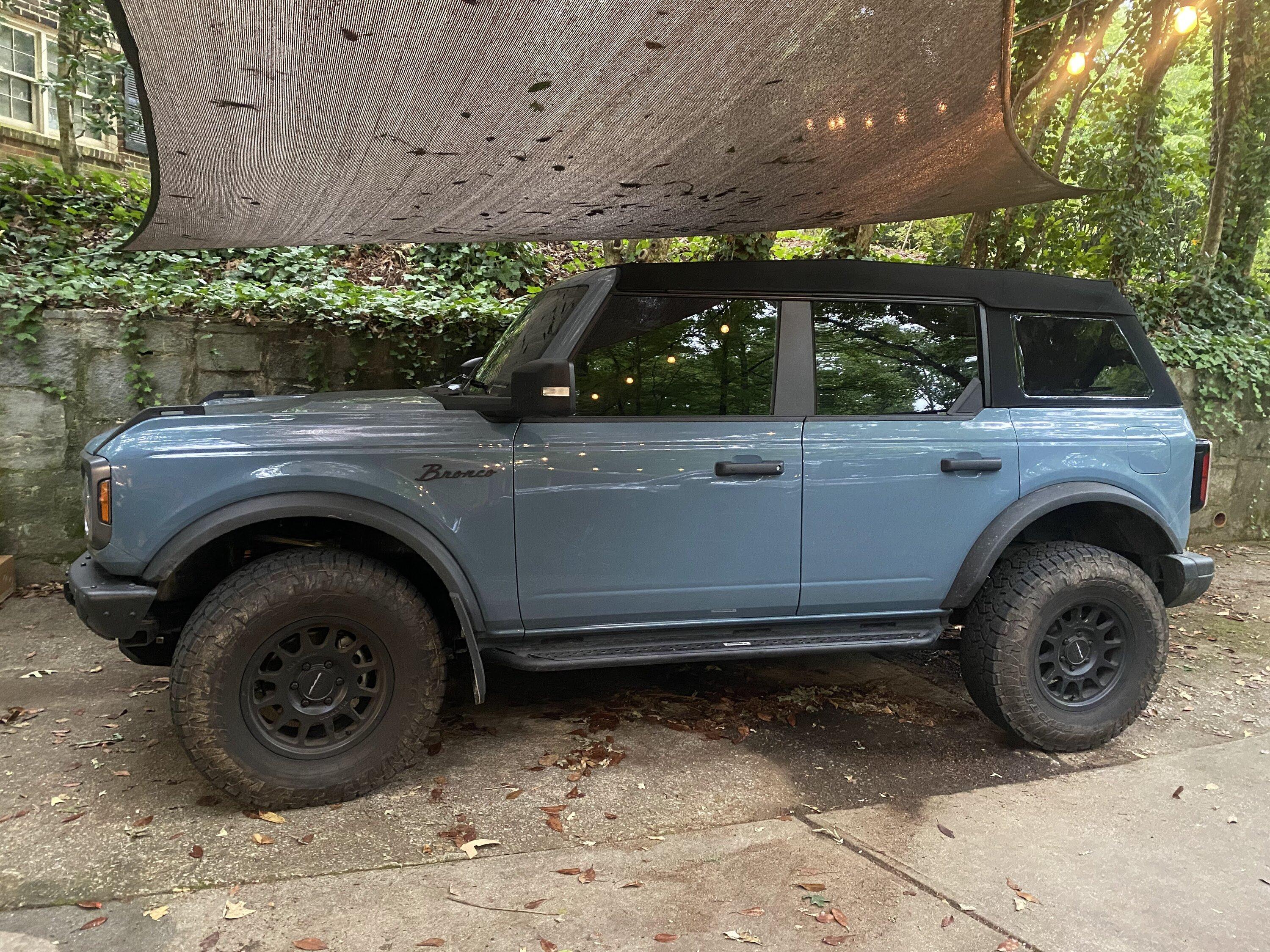 Ford Bronco MetalCloak Giveaway of the Month -- Sept/Oct 2022 -- Bronco 6G Overline Rocker Rails, 4-Door IMG_9089