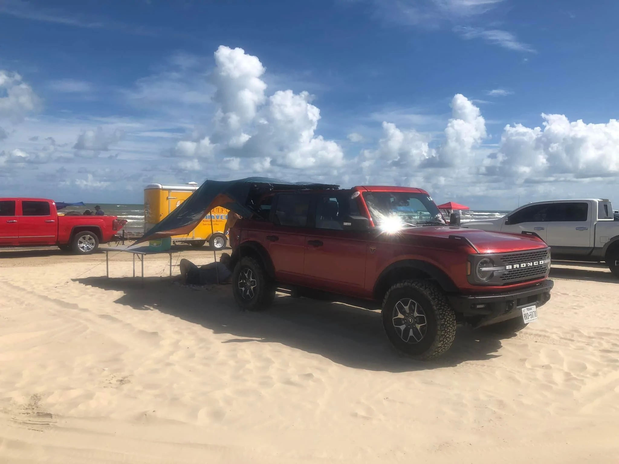Ford Bronco MetalCloak Giveaway of the Month -- Sept/Oct 2022 -- Bronco 6G Overline Rocker Rails, 4-Door stanley