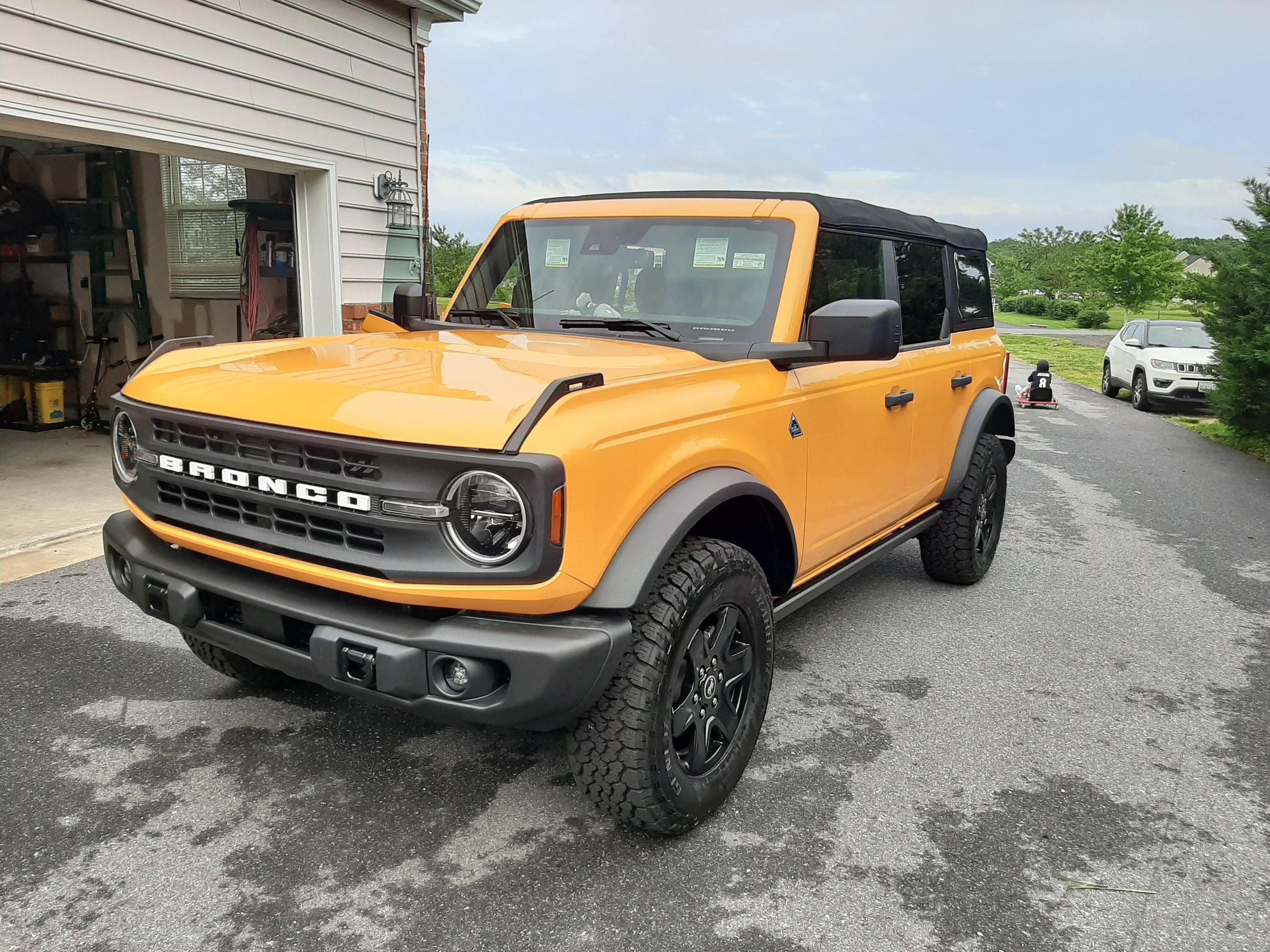 Ford Bronco CYBER ORANGE Bronco Club 20220527_192835