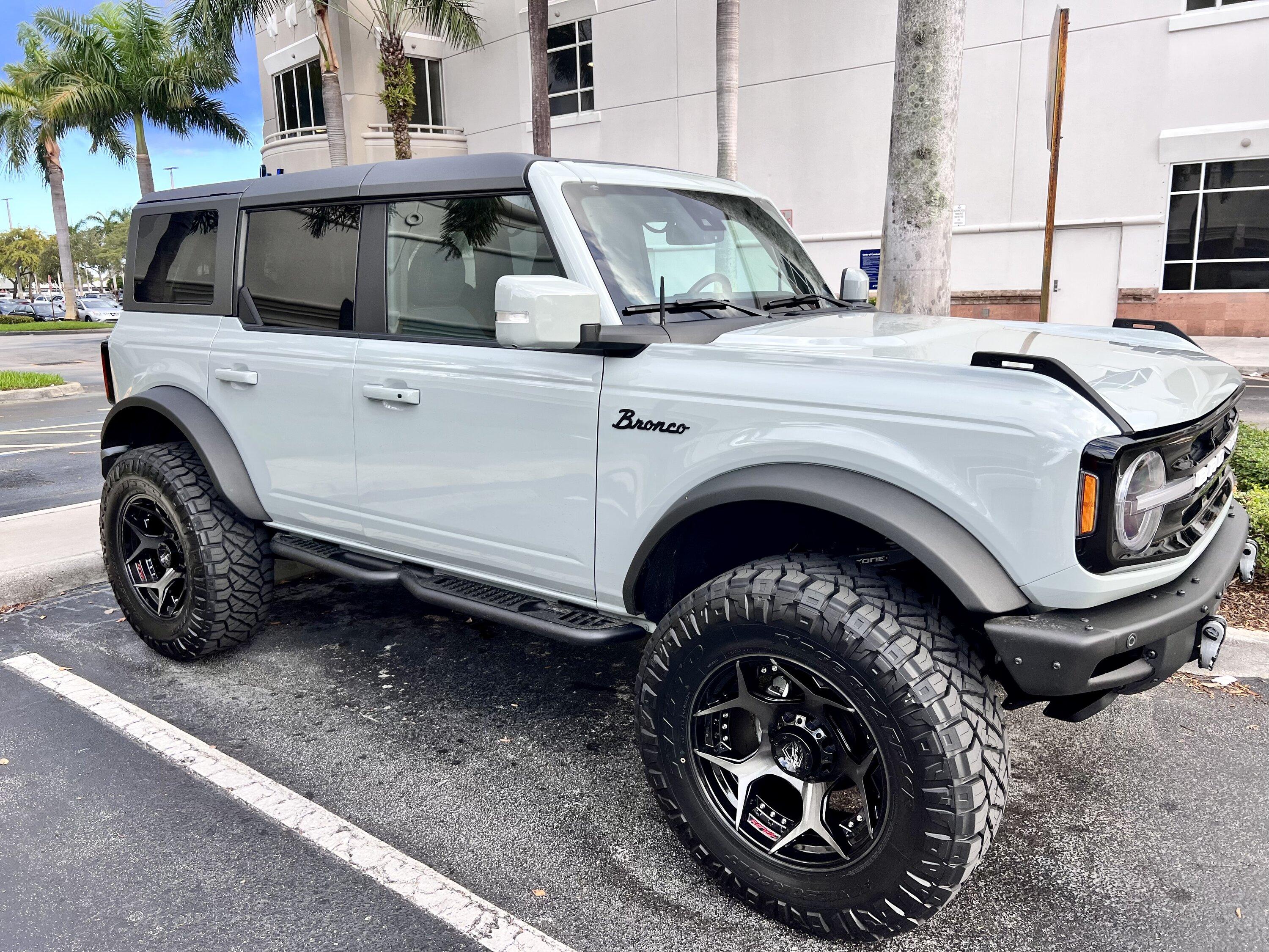 Ford Bronco Show us your installed wheel / tire upgrades here! (Pics) B1E605D8-EFB3-4A98-A558-11CBBFB2752B
