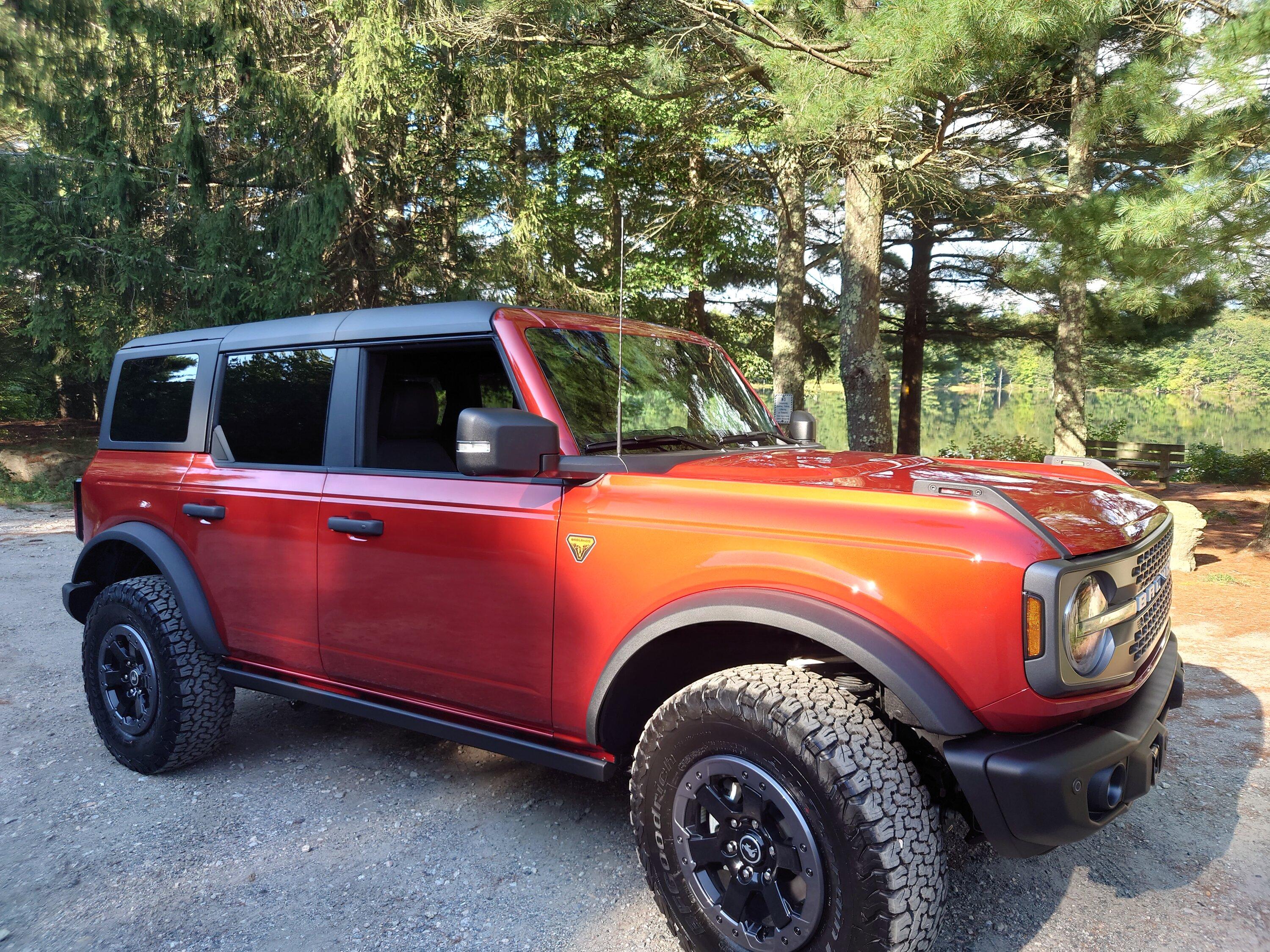 Ford Bronco 8/8/22 Build Week Group. DSC_0075.JPG
