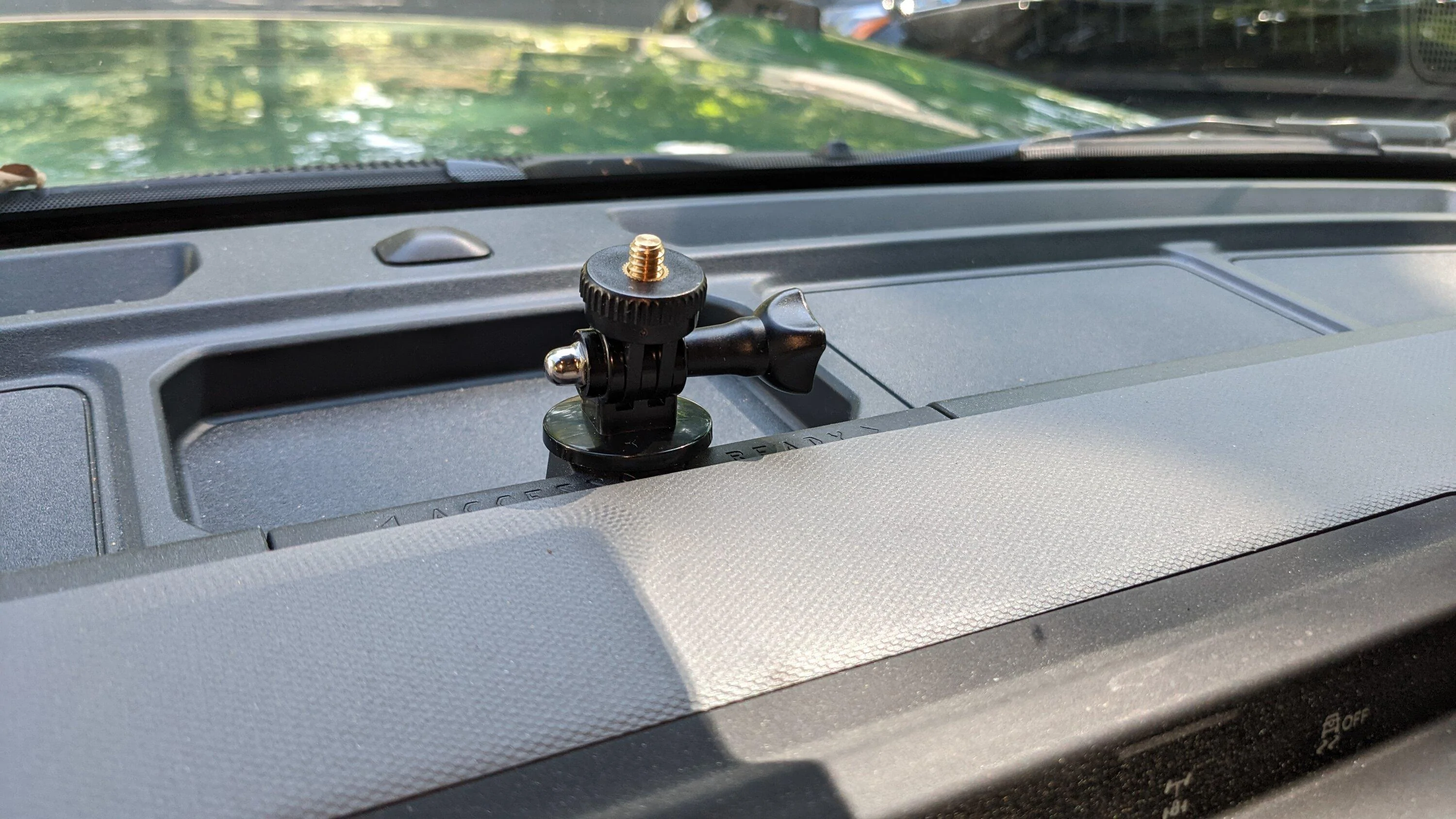 Ford Bronco Gopro mount for direct dash mount? mount_dash_3