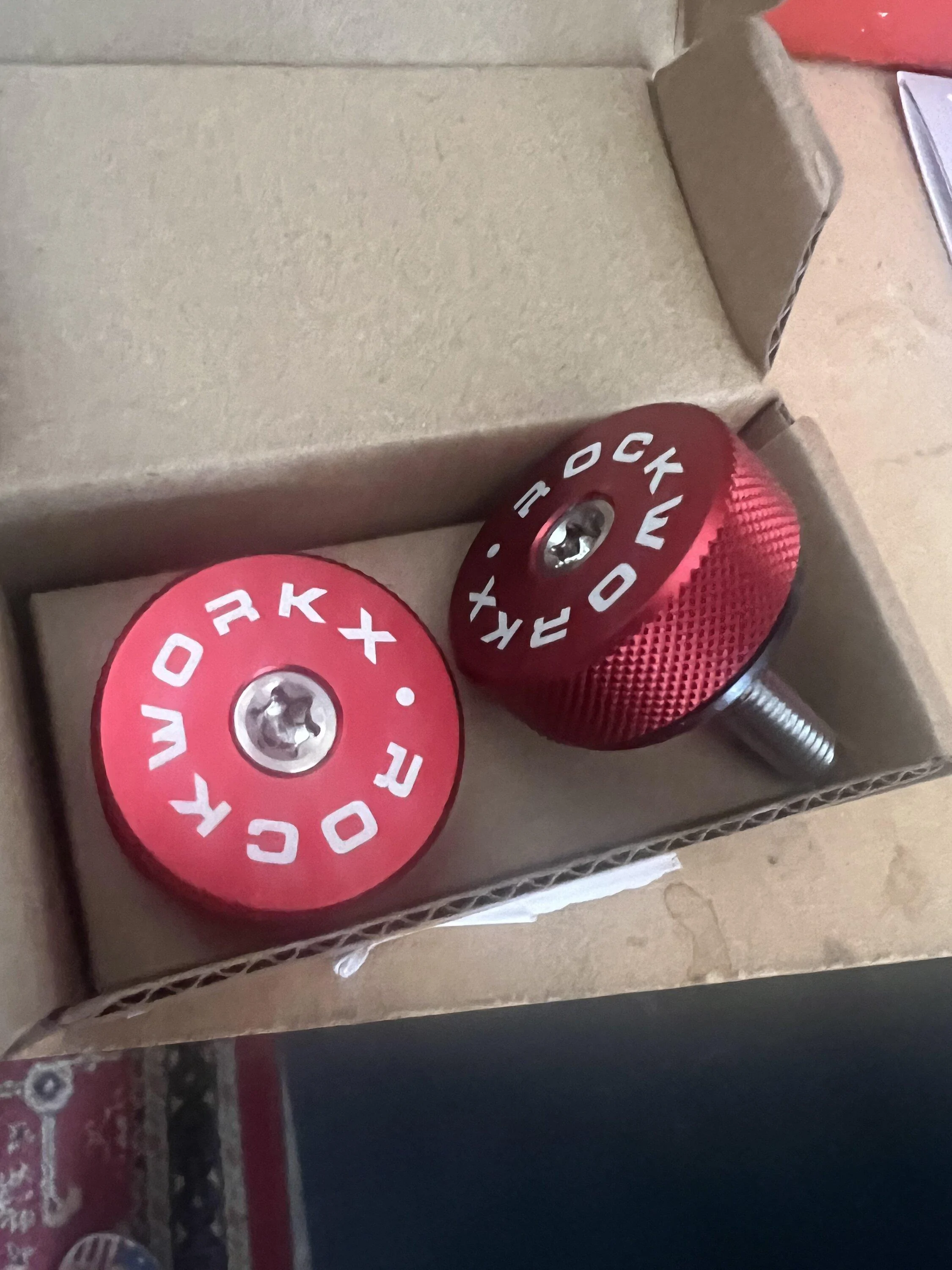 Ford Bronco ROCKWORKX tool-less Hardtop Bolts 06F4A22B-E3CC-45BE-BD80-70A392A2BABB