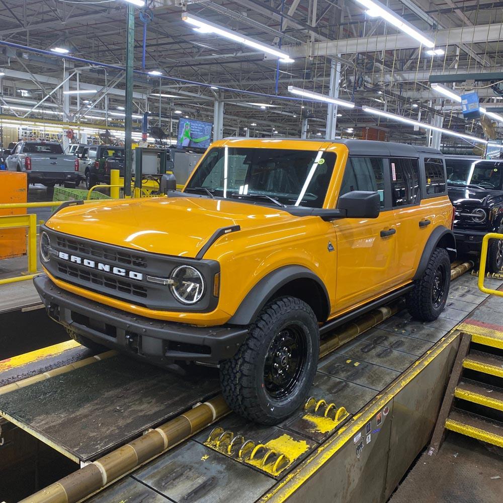 Ford Bronco 9/5/22 Build week group 09C31159-6A60-43E7-B6D4-1A5C88993423