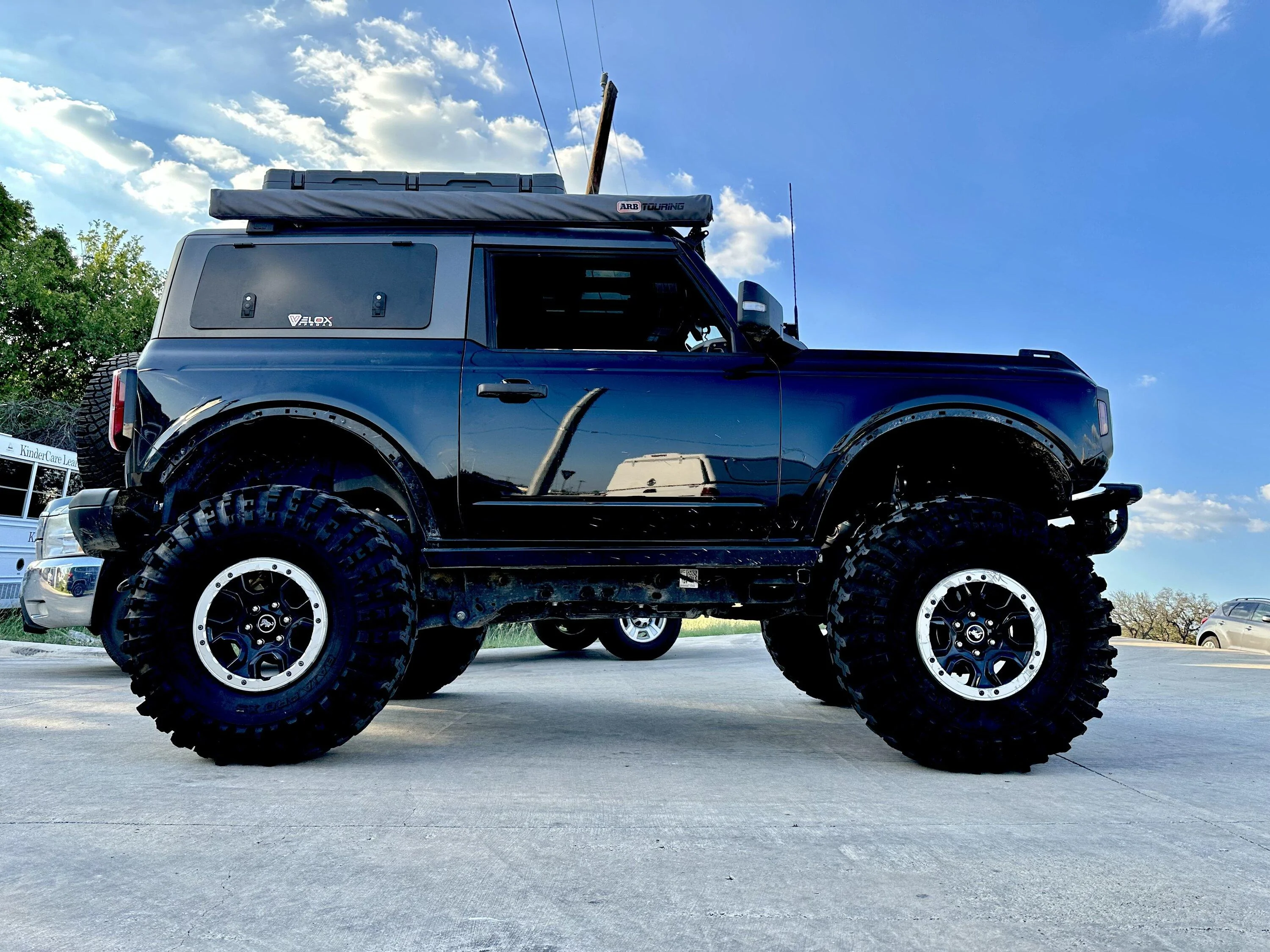 Ford Bronco 40 inch Mickey Thompson Baja Pros 0C8B4E1D-91EA-41EB-A445-D79490FF92BC