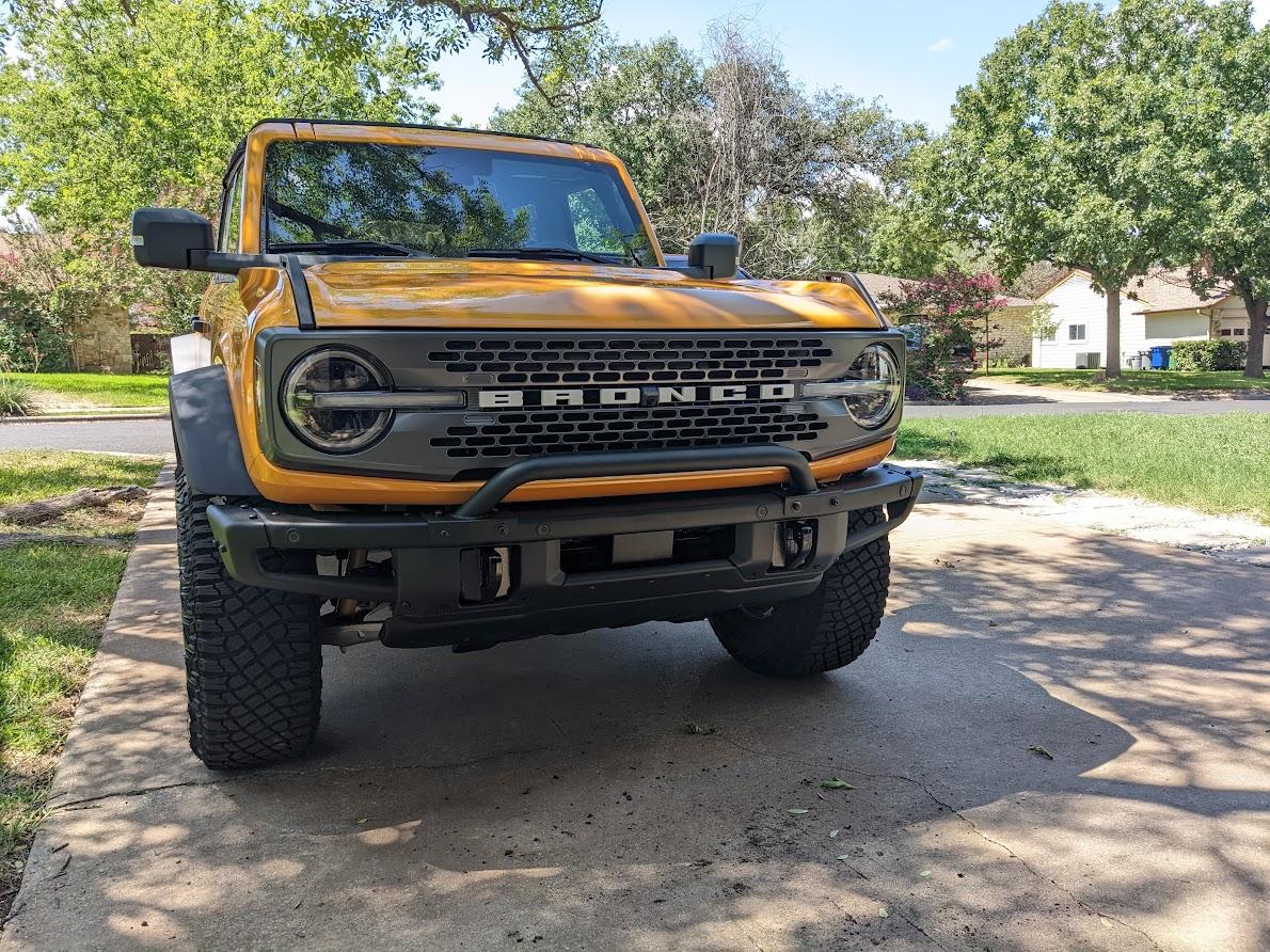 Ford Bronco CYBER ORANGE Bronco Club PXL_20220916_190213313