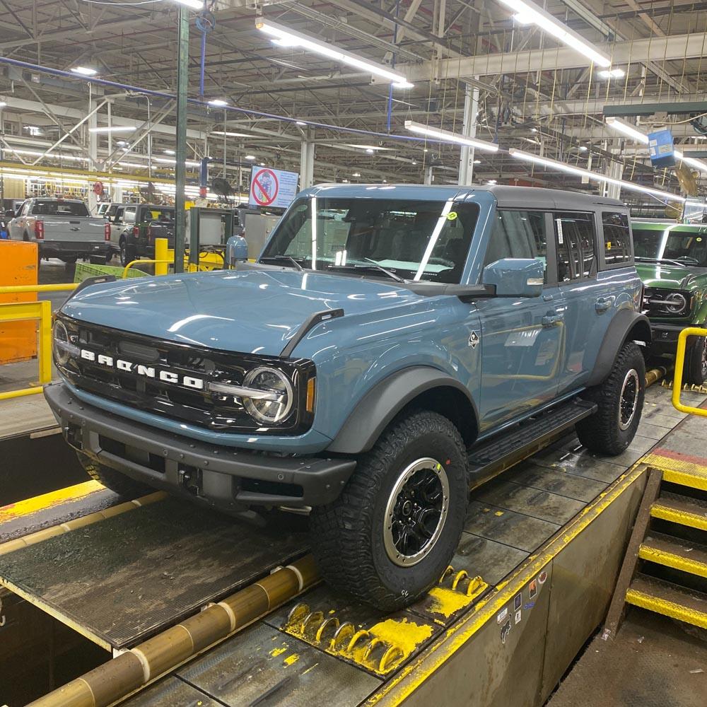 Ford Bronco 9/5/22 Build week group image