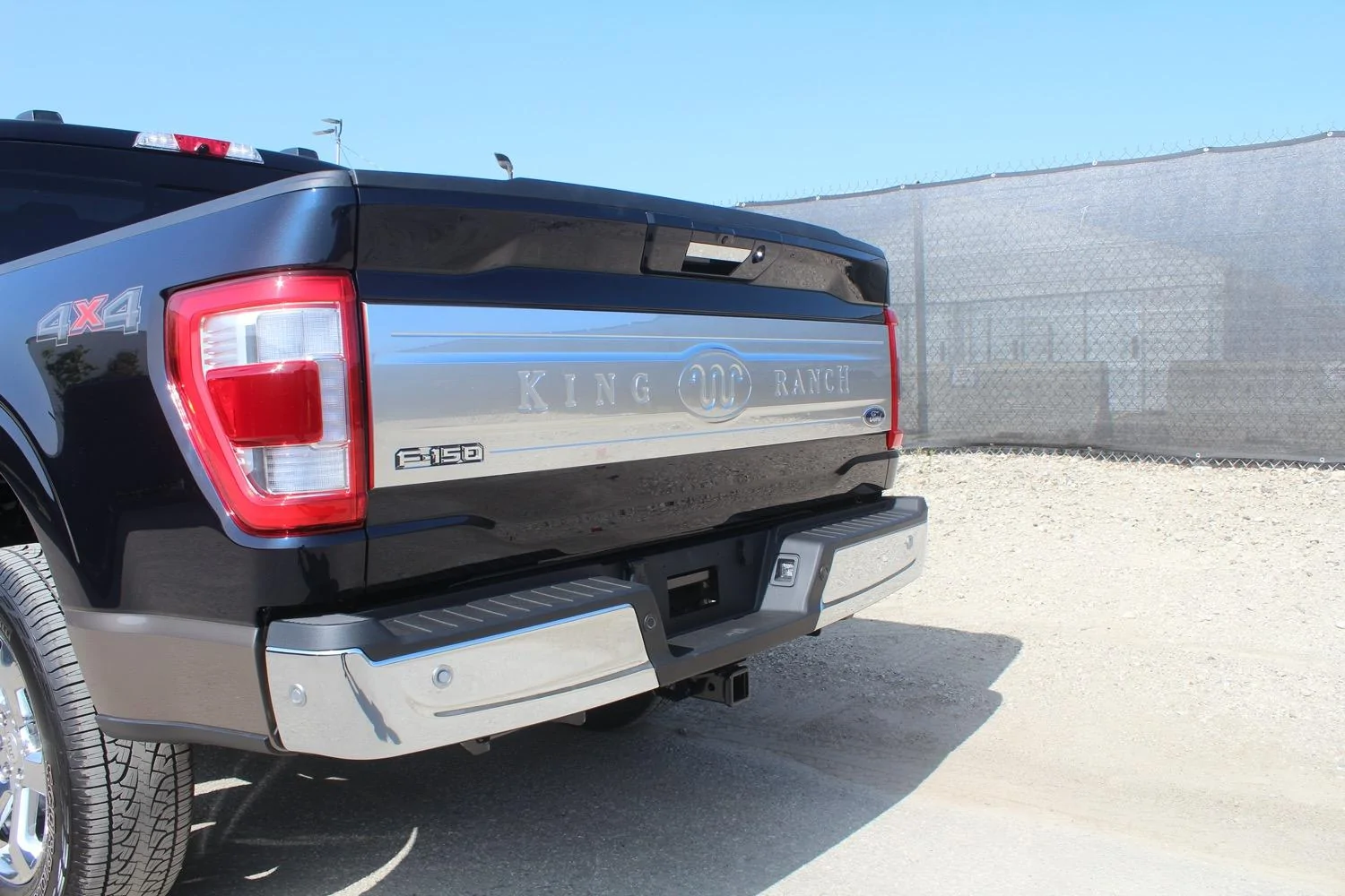 Ford Bronco Antimatter Blue Thread Antimatter Blue 2021 F-150 King Ranch Chrome 38