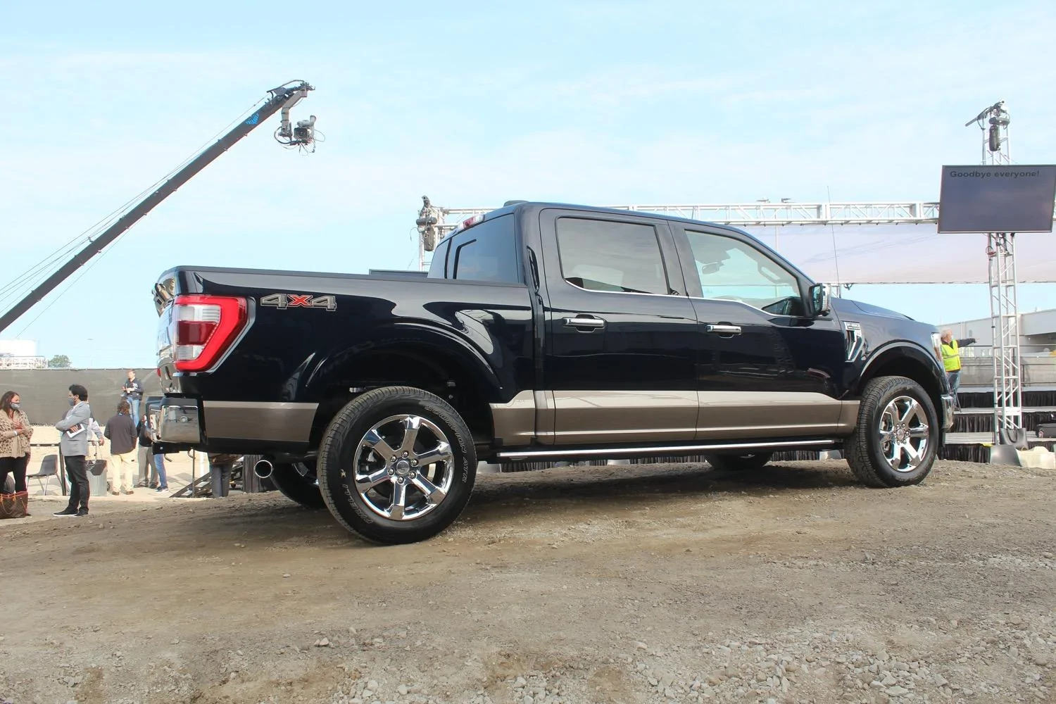 Ford Bronco Antimatter Blue Thread Antimatter Blue 2021 F-150 King Ranch Chrome 43