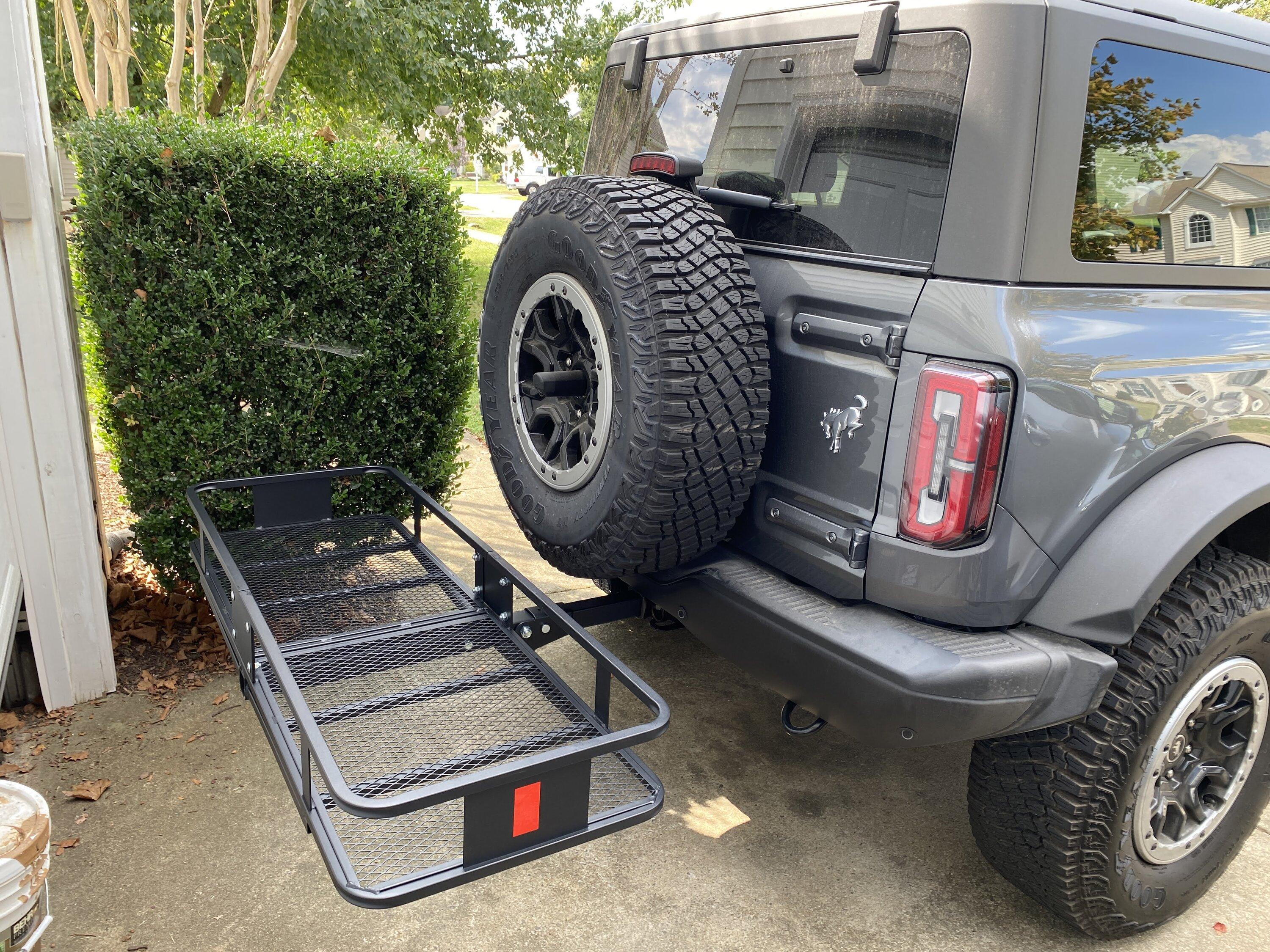 Ford Bronco Curt Folding Hitch Mounted Basket through Ford IMG_2516.JPG