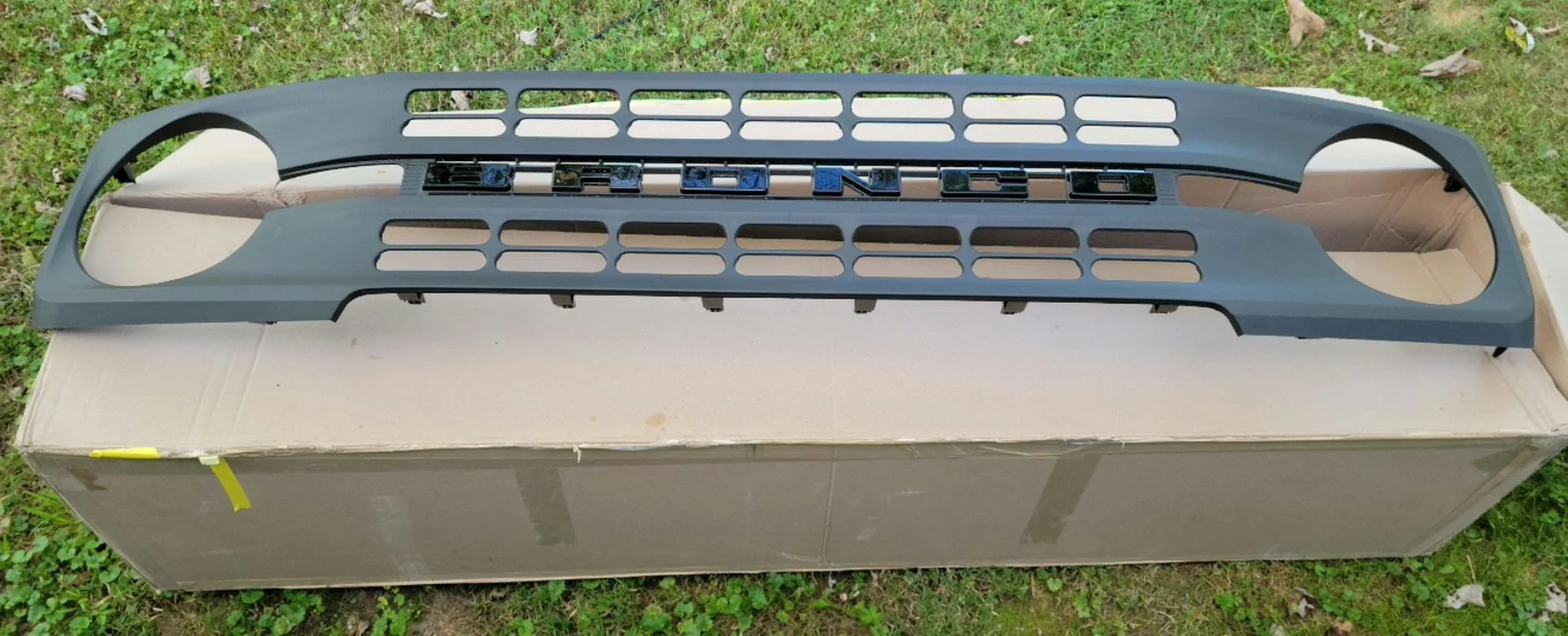Ford Bronco WTS: Base Grille hFwcPei
