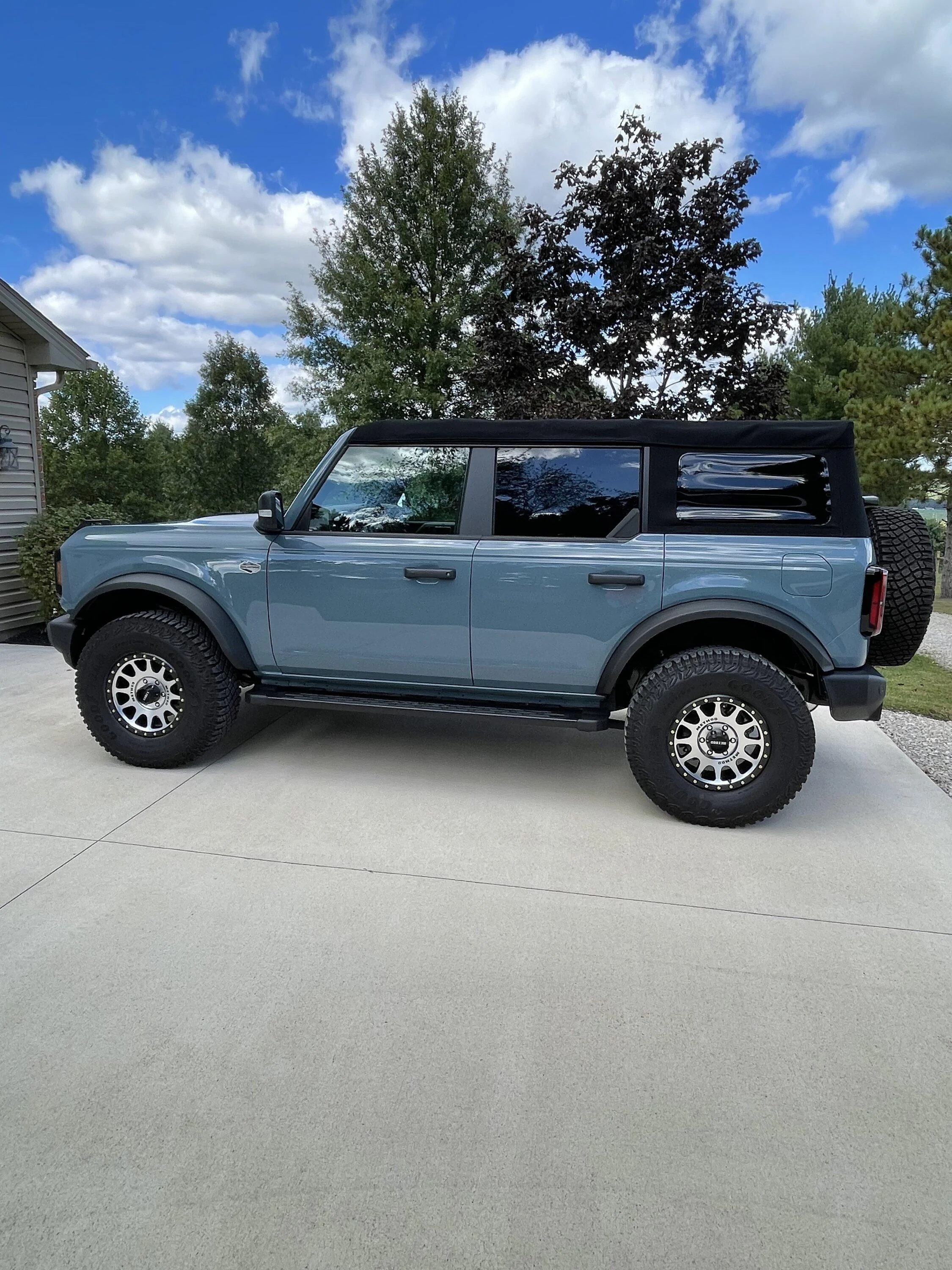 Ford Bronco Show us your installed wheel / tire upgrades here! (Pics) D592879C-0B0E-4803-9881-881A3AEF7218