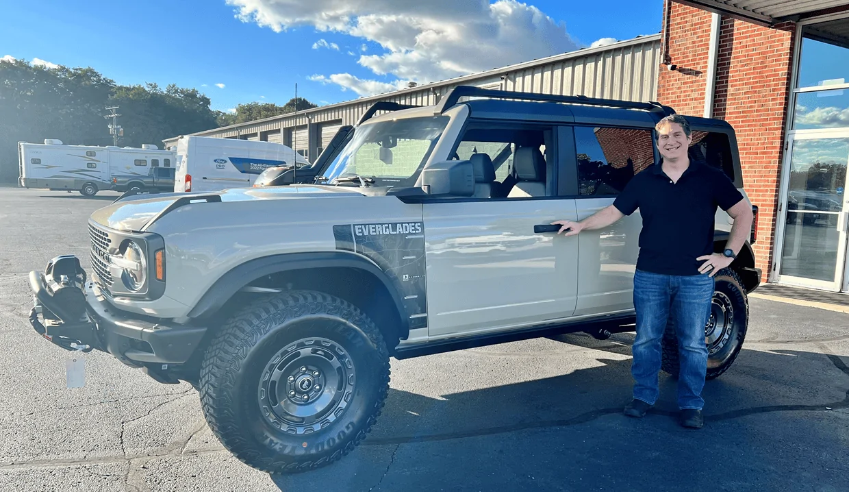Ford Bronco 9/5/22 Build week group EVERGLADES