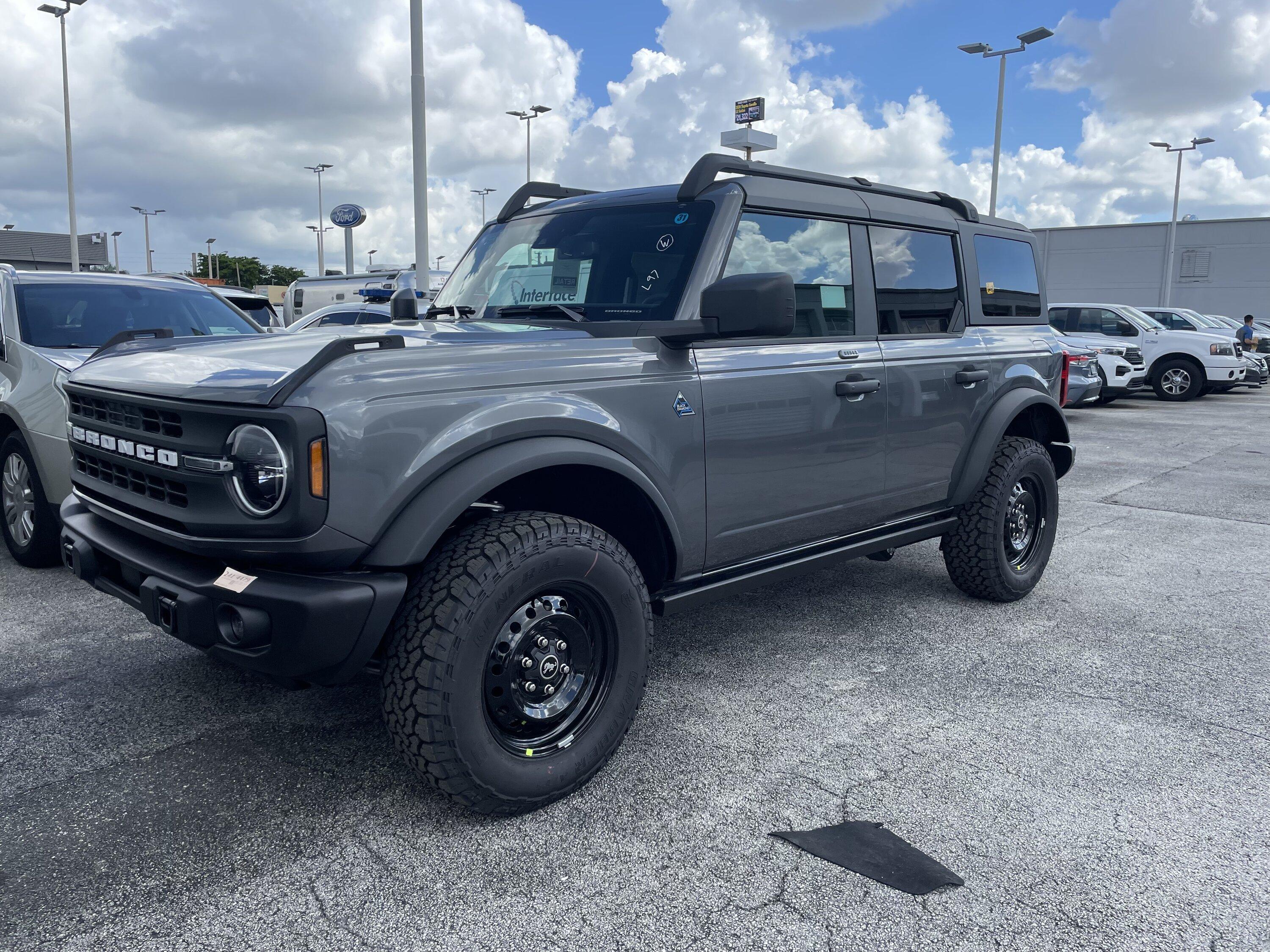 Ford Bronco 8/29/2022 Build Week Group 82B4260B-AB2A-4A11-874E-9CFB4F40C2CB