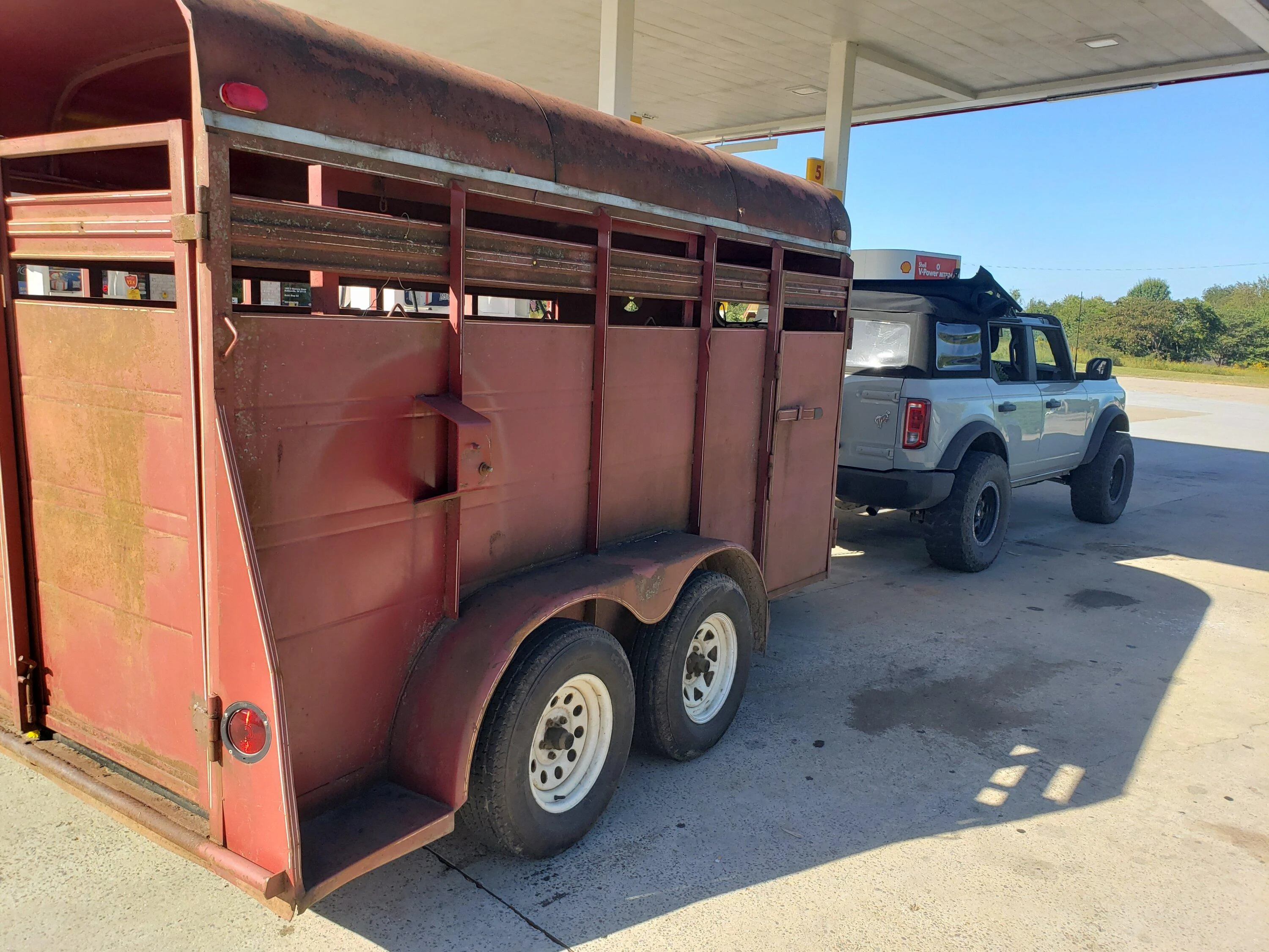 Ford Bronco First significant experience towing ~3000 lbs w/ Bronco 2.7, 4.27 Big Bend 4-dr 20220923_152959