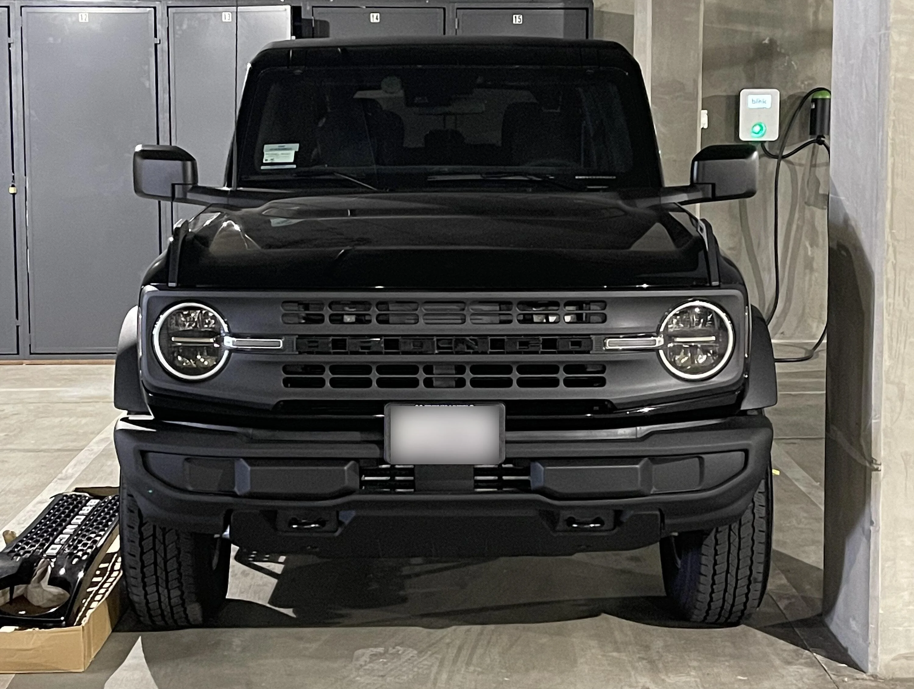 Ford Bronco Like new Base Grille w/ Black Letters IMG_9798