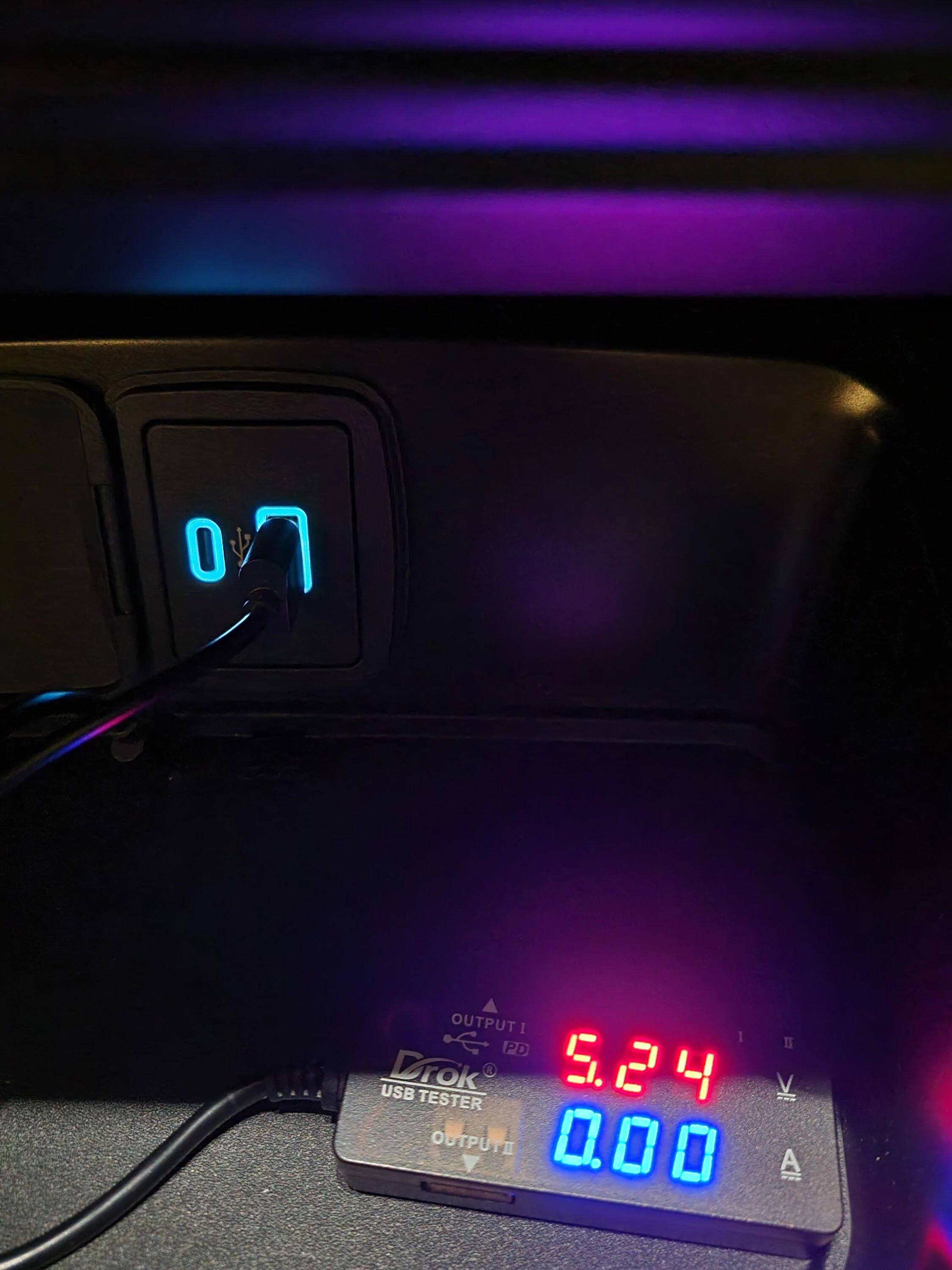 Ford Bronco USB output wattage (anyone tested?) 20220920_204949