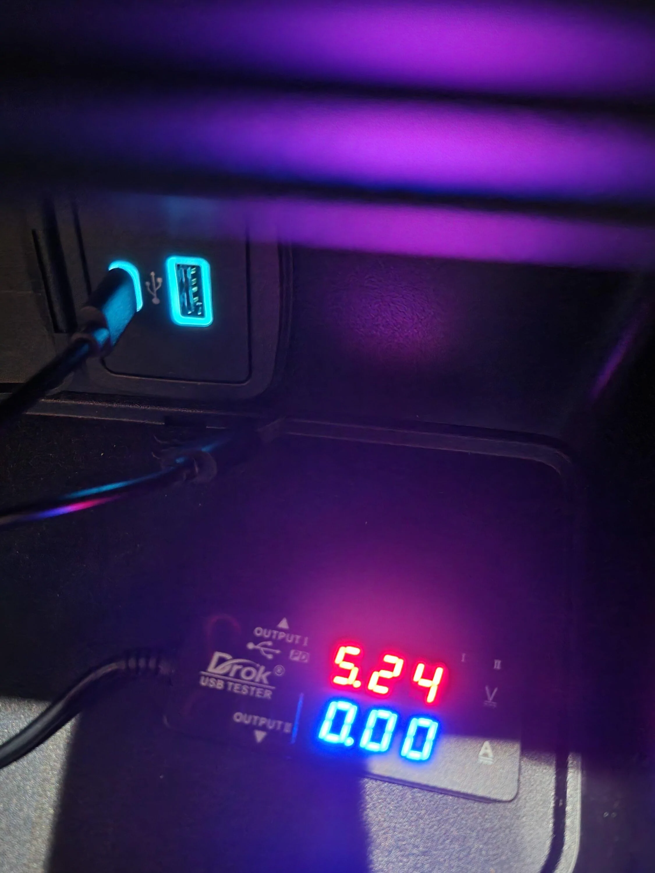 Ford Bronco USB output wattage (anyone tested?) 20220920_205137
