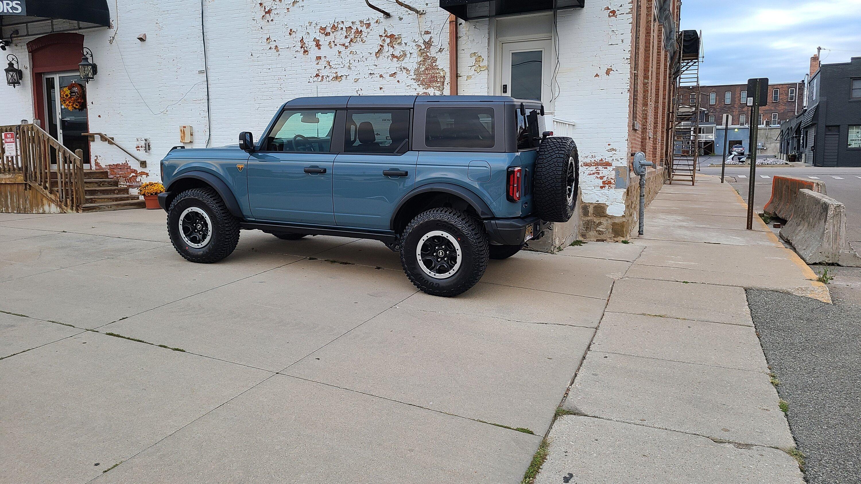 Ford Bronco 9/12/22 Build Week Group  **Now has Google Spreadsheet** 20220924_080442