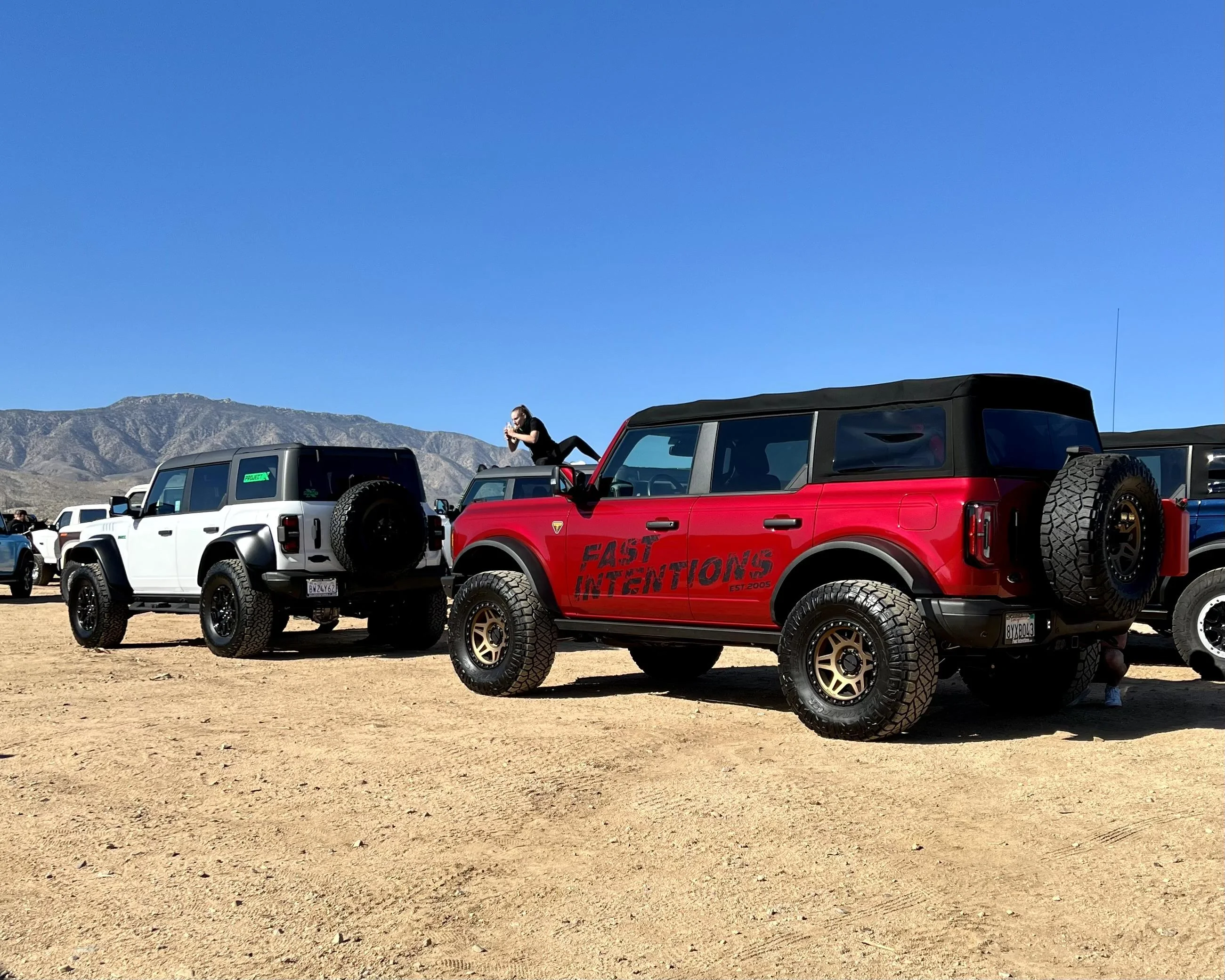 Ford Bronco 50+ Broncos offroad through Rattlesnake Canyon (Apple Valley) to Pioneer Town (Yucca Valley) Photo Sep 24 2022, 9 29 07 AM