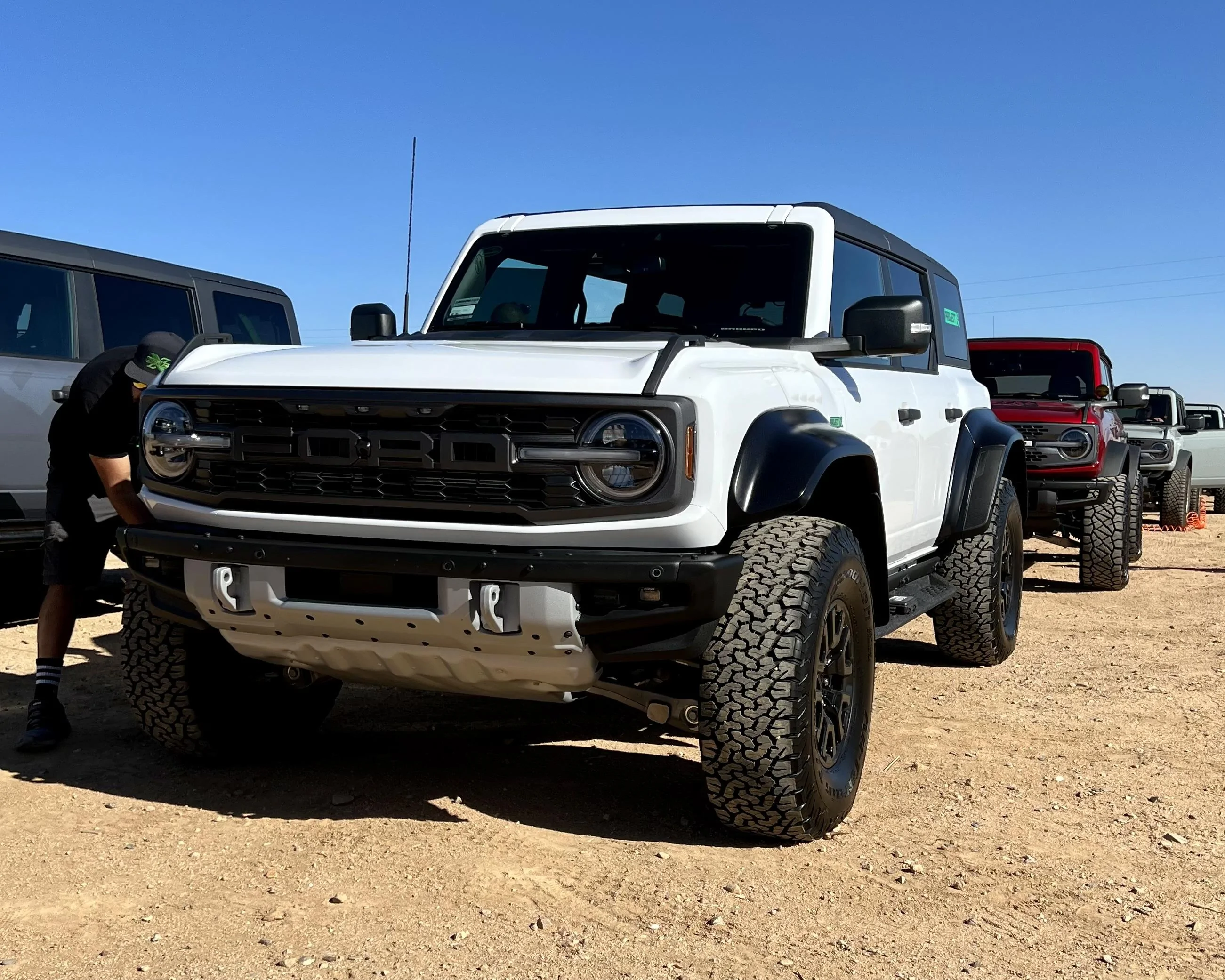 Ford Bronco 50+ Broncos offroad through Rattlesnake Canyon (Apple Valley) to Pioneer Town (Yucca Valley) Photo Sep 24 2022, 9 31 08 AM