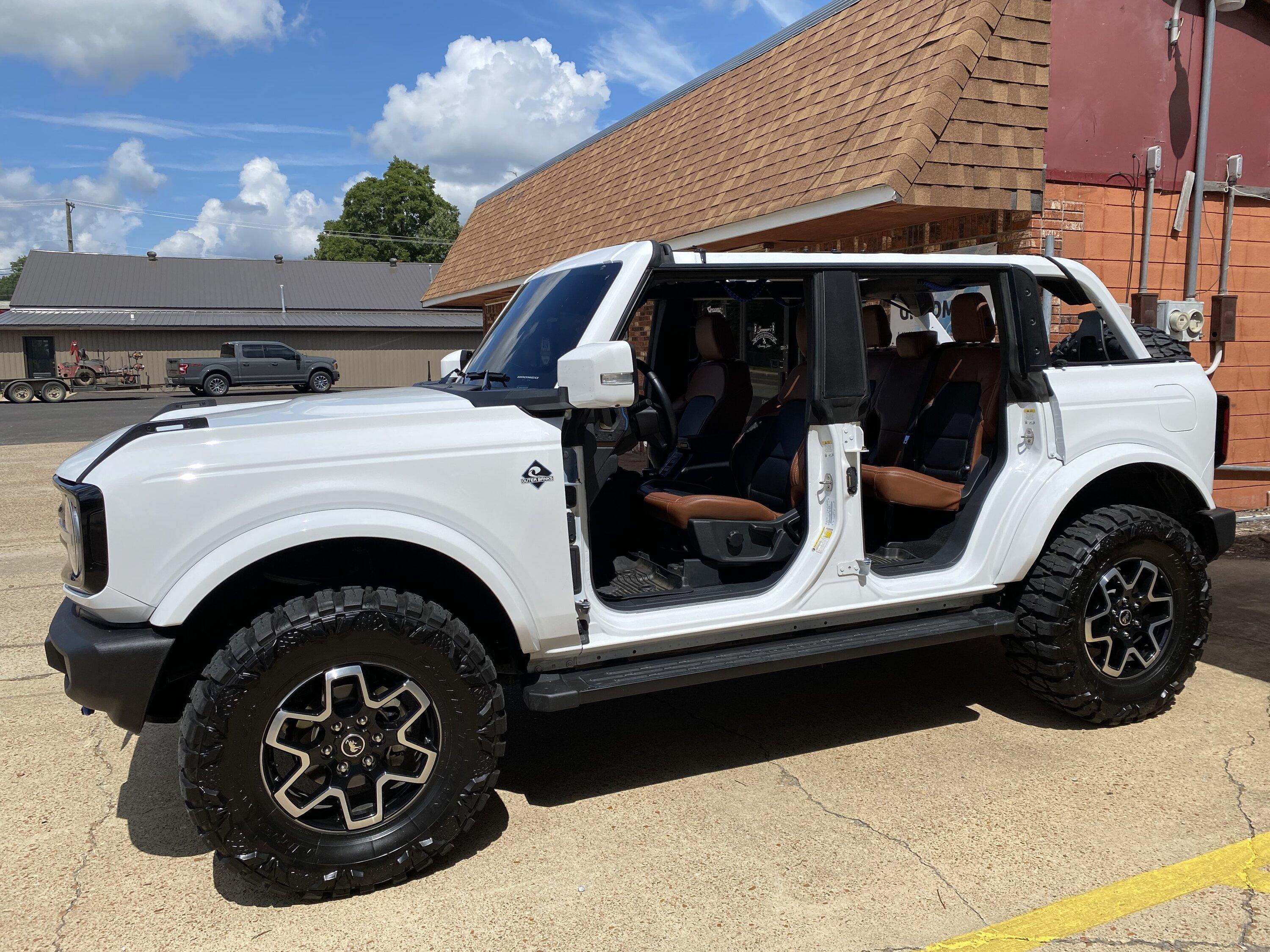 Ford Bronco Tires and Wheels. Educate Me. IMG_3257