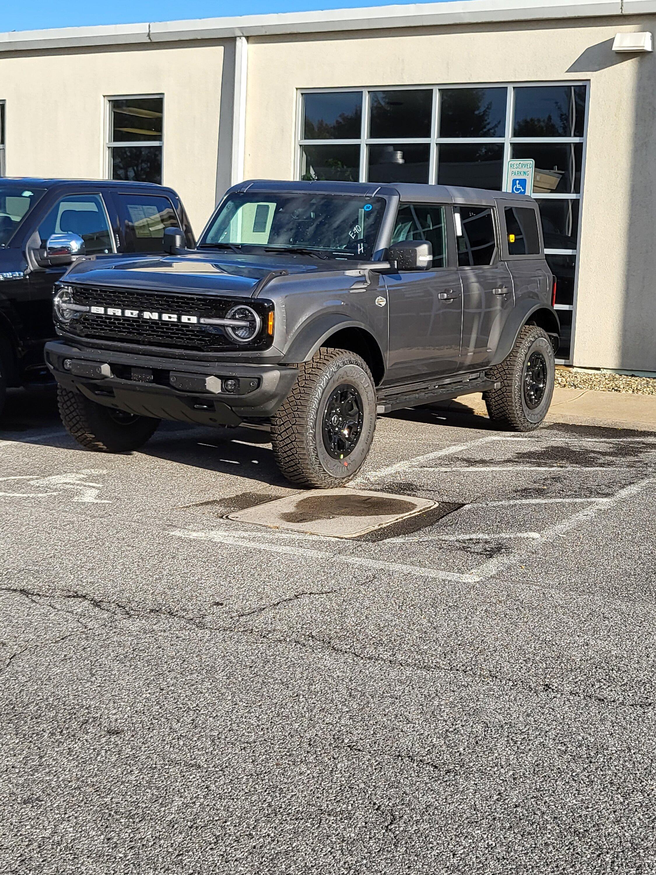 Ford Bronco 9/12/22 Build Week Group  **Now has Google Spreadsheet** 20220926_172932