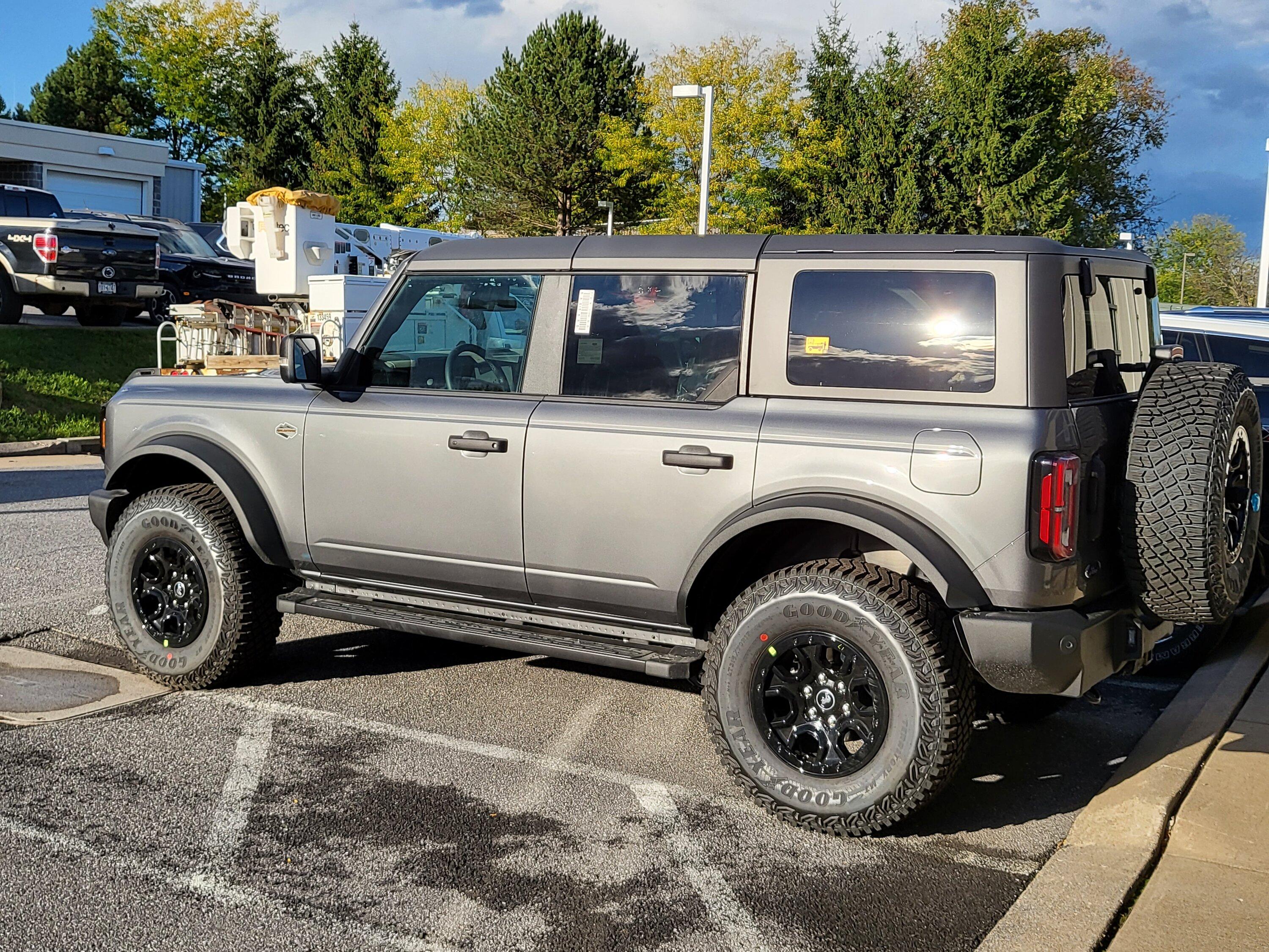 Ford Bronco 9/12/22 Build Week Group  **Now has Google Spreadsheet** 20220926_172950