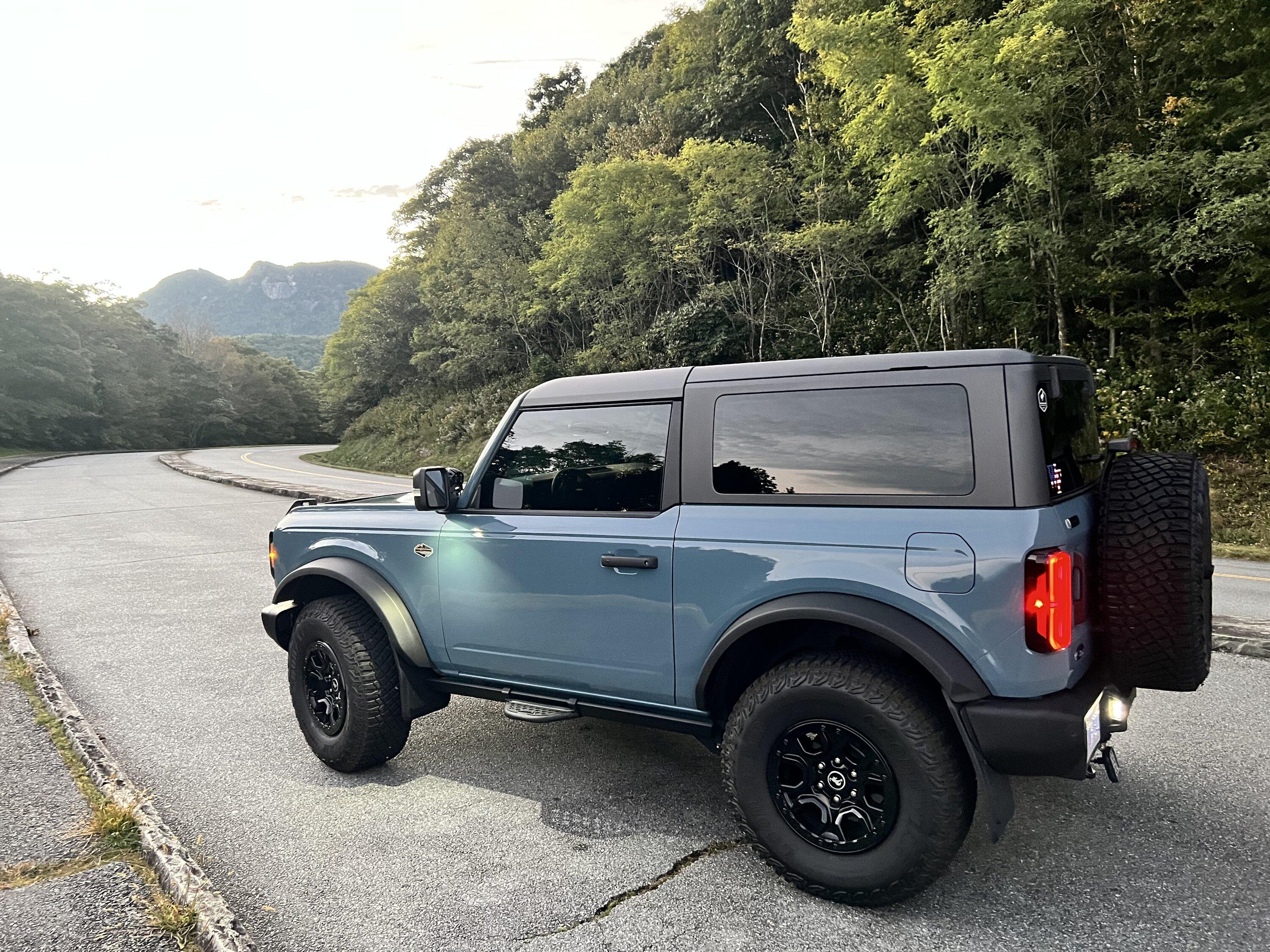 Ford Bronco Blue Ridge Parkway C807D85A-FD9D-4633-8306-6DD13D104EA8