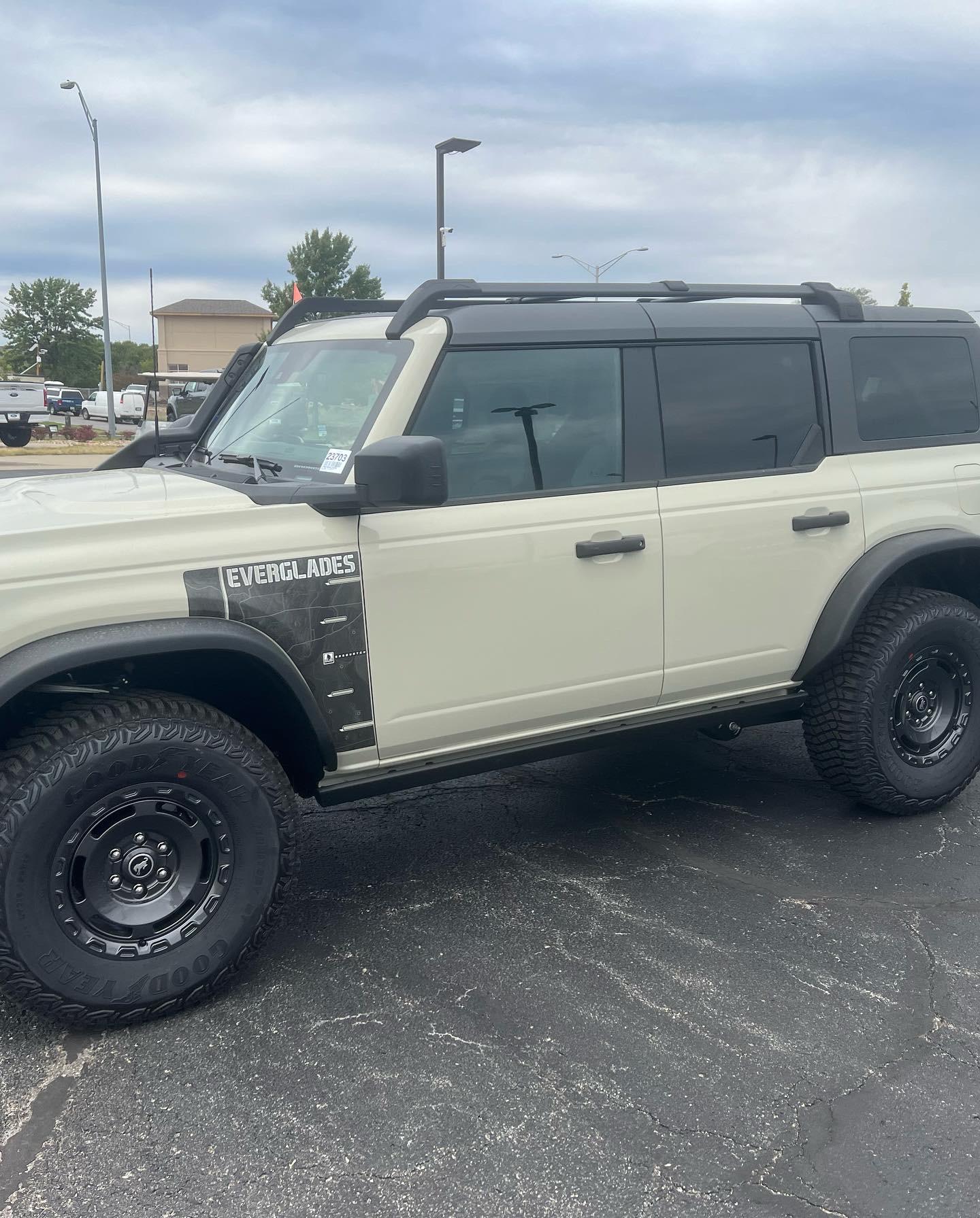 Ford Bronco Finally got her. Desert Tan Everglades Bronco EE1371EE-BEFF-4CAB-9B34-77B306B5EACE