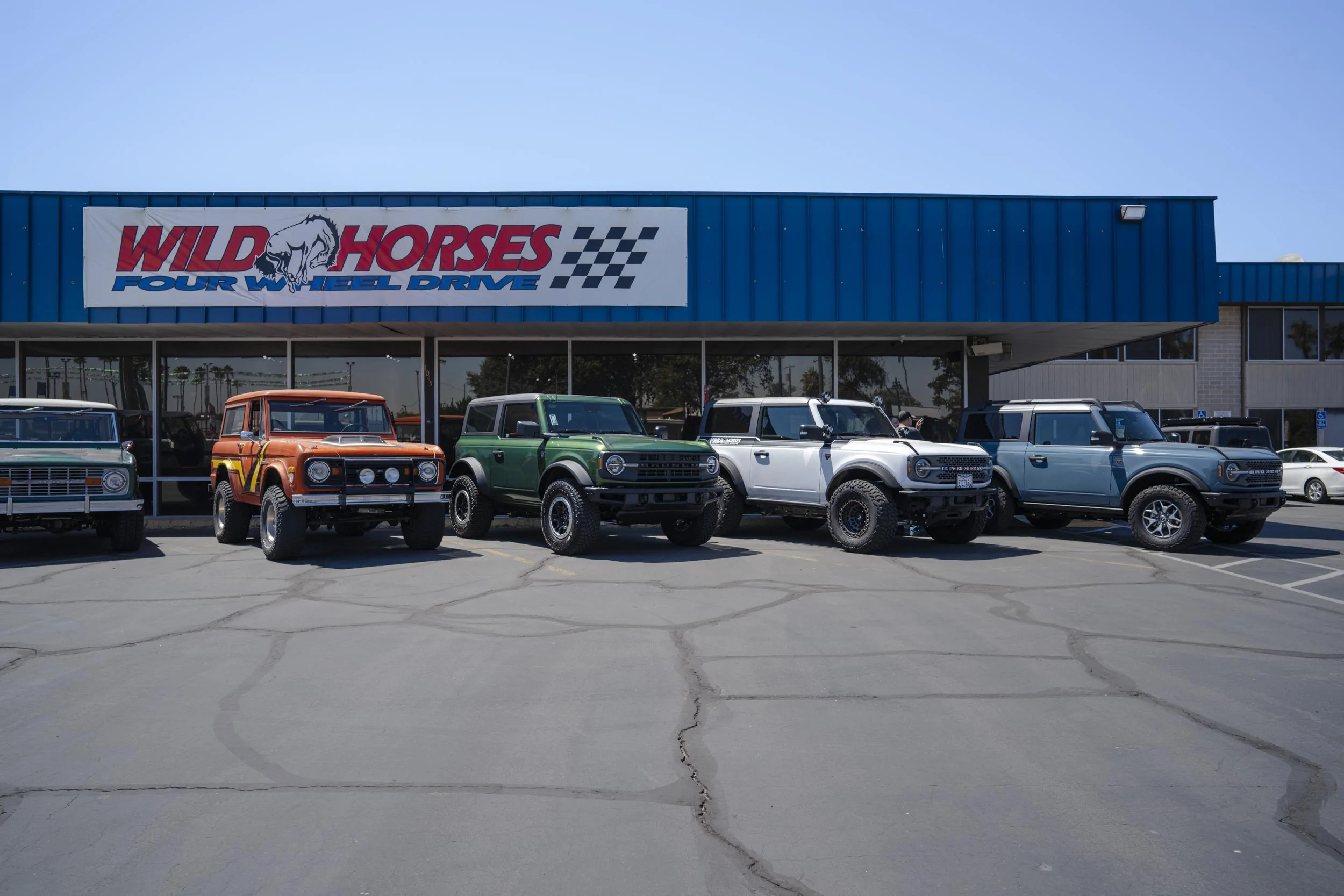 Ford Bronco Bronco Team 2 door. Lodi_California_2_door_Bronco_2021
