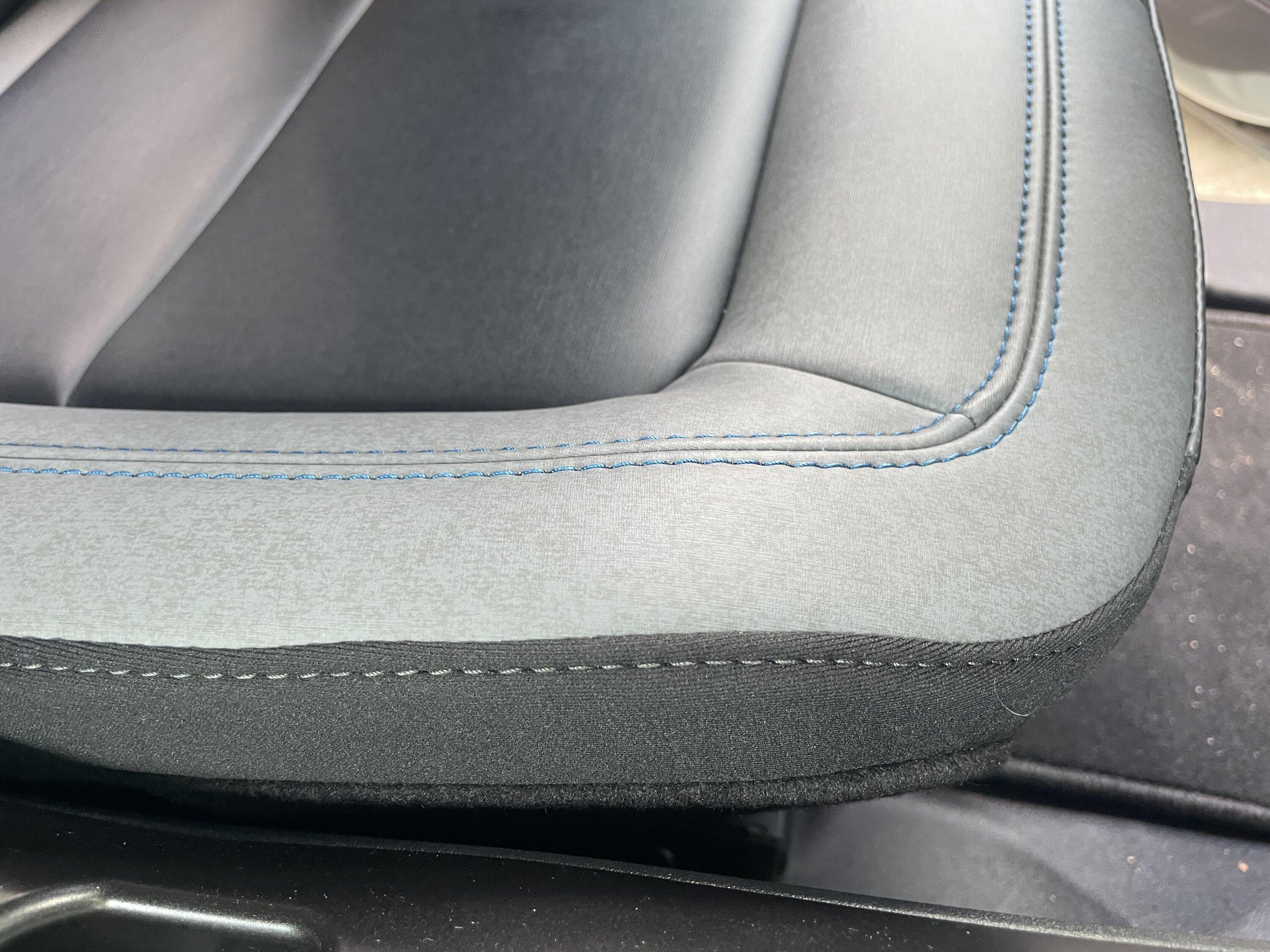 Ford Bronco Question about vinyl seats 1664488219897