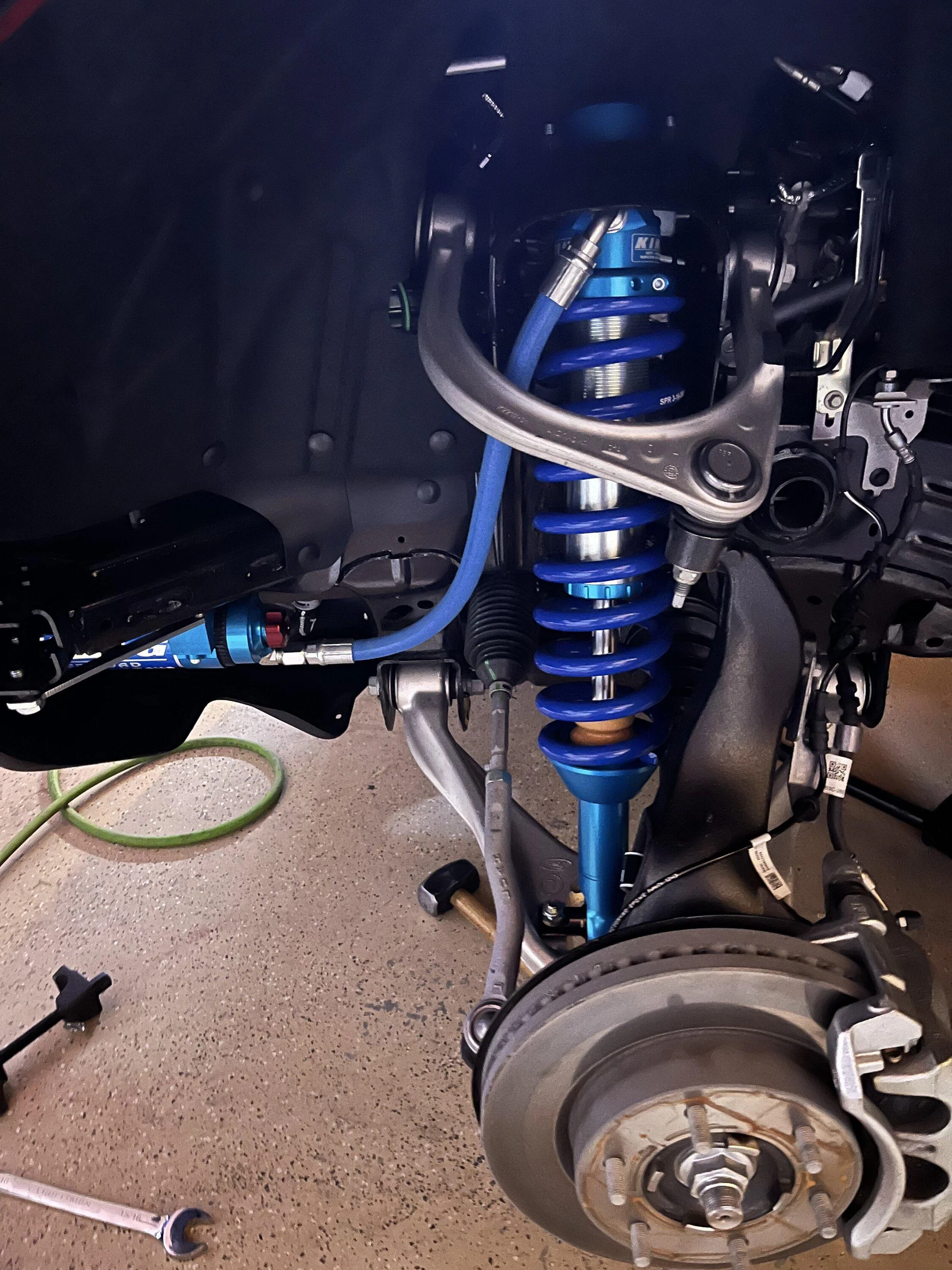 Ford Bronco King Shocks DIY install underway UPDATED WITH NEW PICS 83A13F9C-FB7D-46F7-BD63-F7D6B33D3771