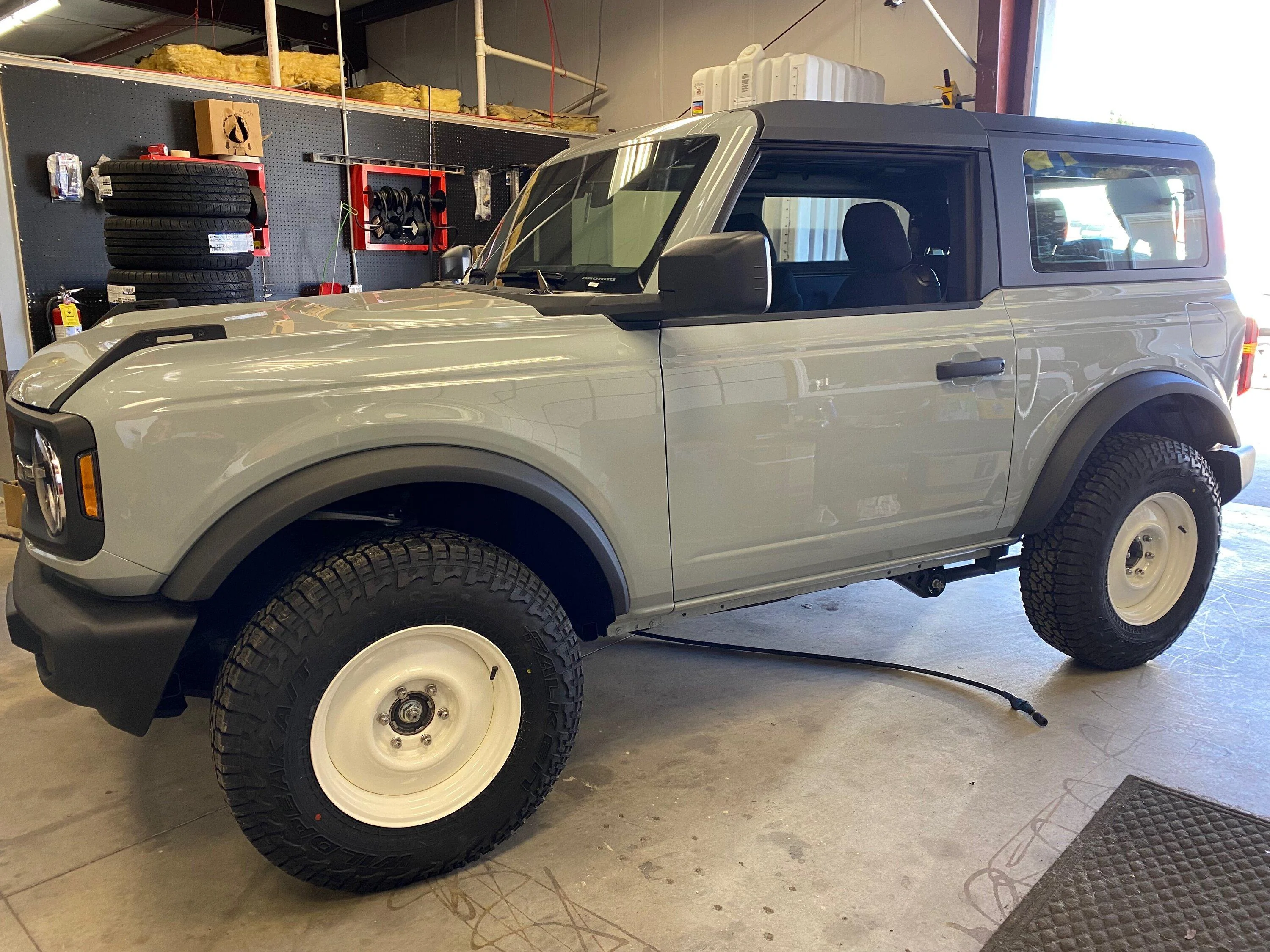 Ford Bronco Old school wheels options CGWBase01