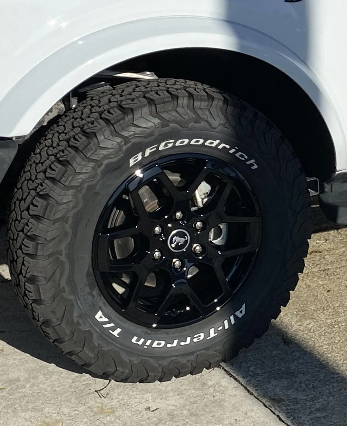 Ford Bronco Powder Coated OBX Wheels! 🔥 96E10976-73F3-4516-B315-0438493E70AE