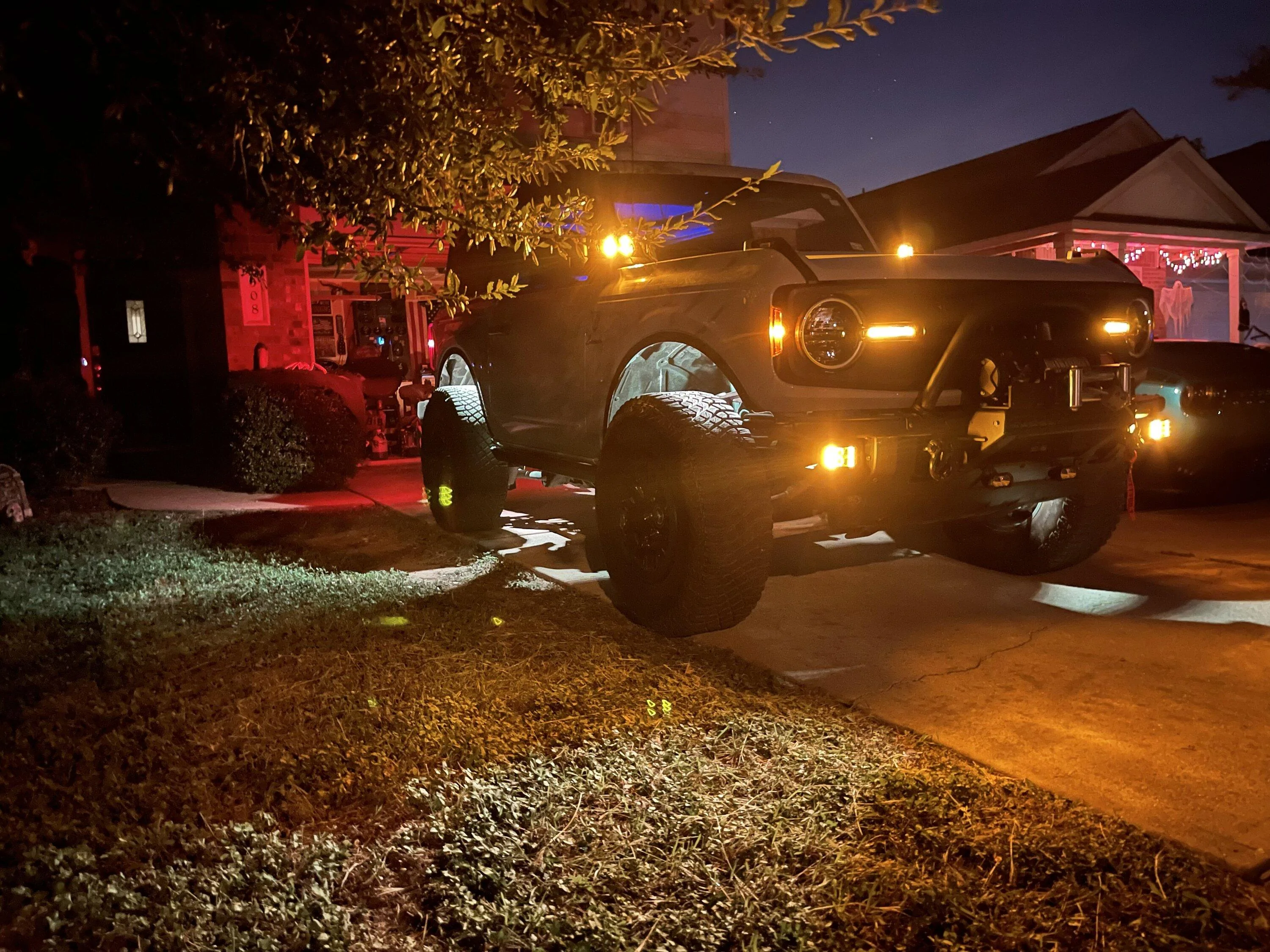 Ford Bronco 5/9 Build Week group. (ManSquatch Week) 1612E843-BC3B-4A40-8584-3CB96E76D45E