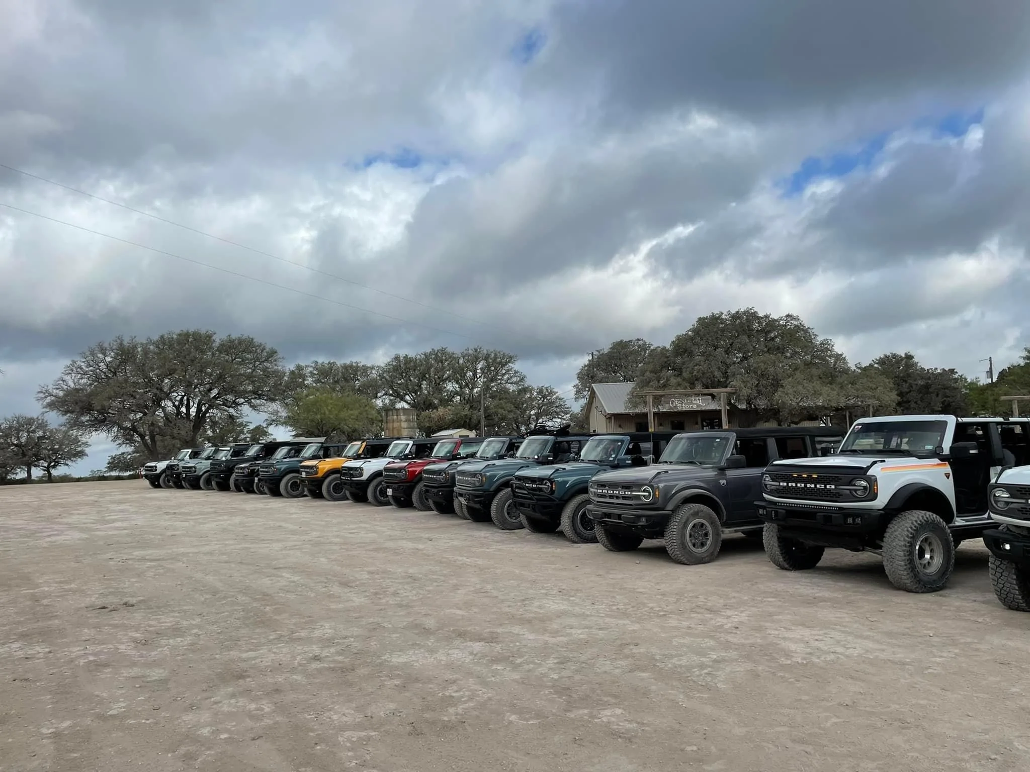 Ford Bronco 5/9 Build Week group. (ManSquatch Week) CCB5C4FD-F641-45A1-A958-2CFCDD34AF0A