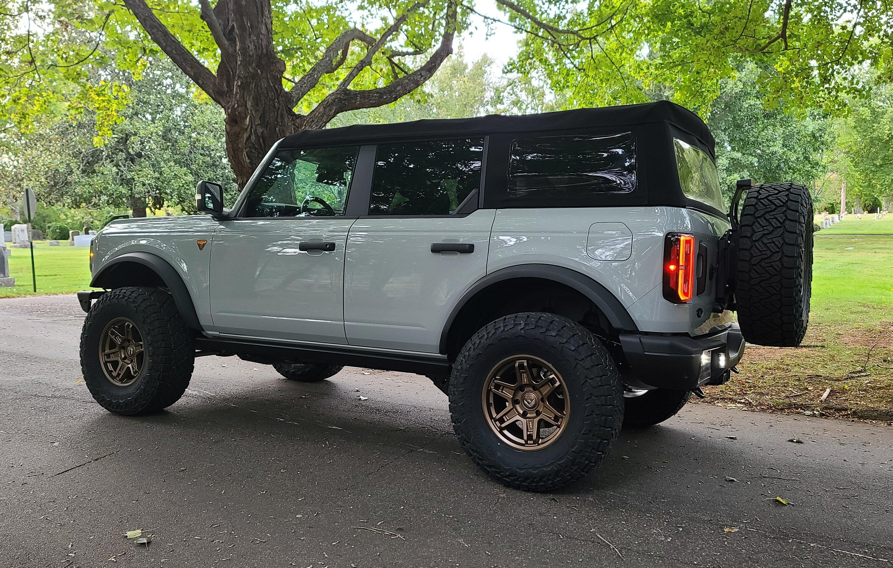 Ford Bronco Show us your installed wheel / tire upgrades here! (Pics) 20221002_093547