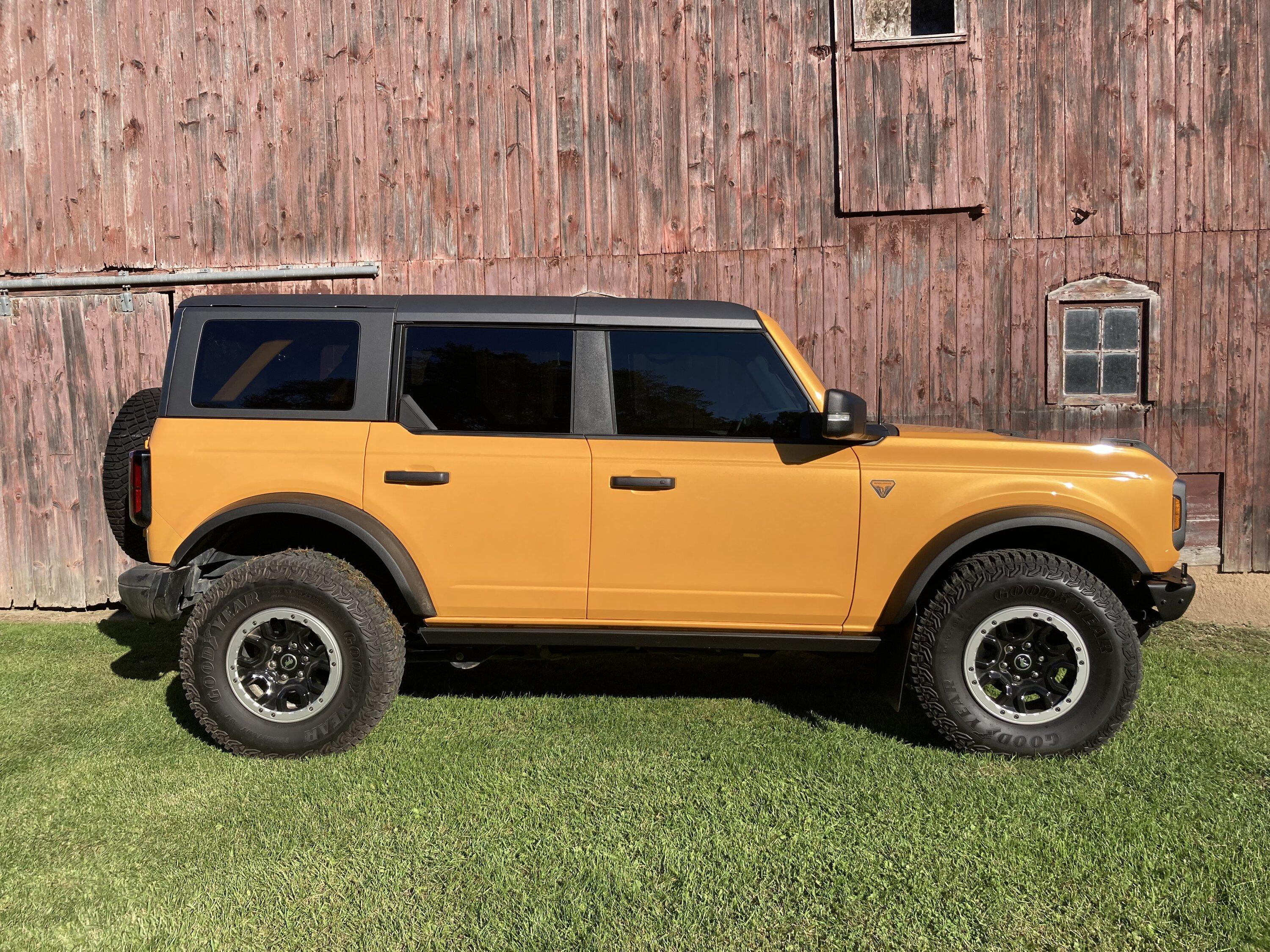 Ford Bronco Removing Bestop 4 door Trektop for seasonal storage - complete DIY how-to instructions w/ photos IMG_6280