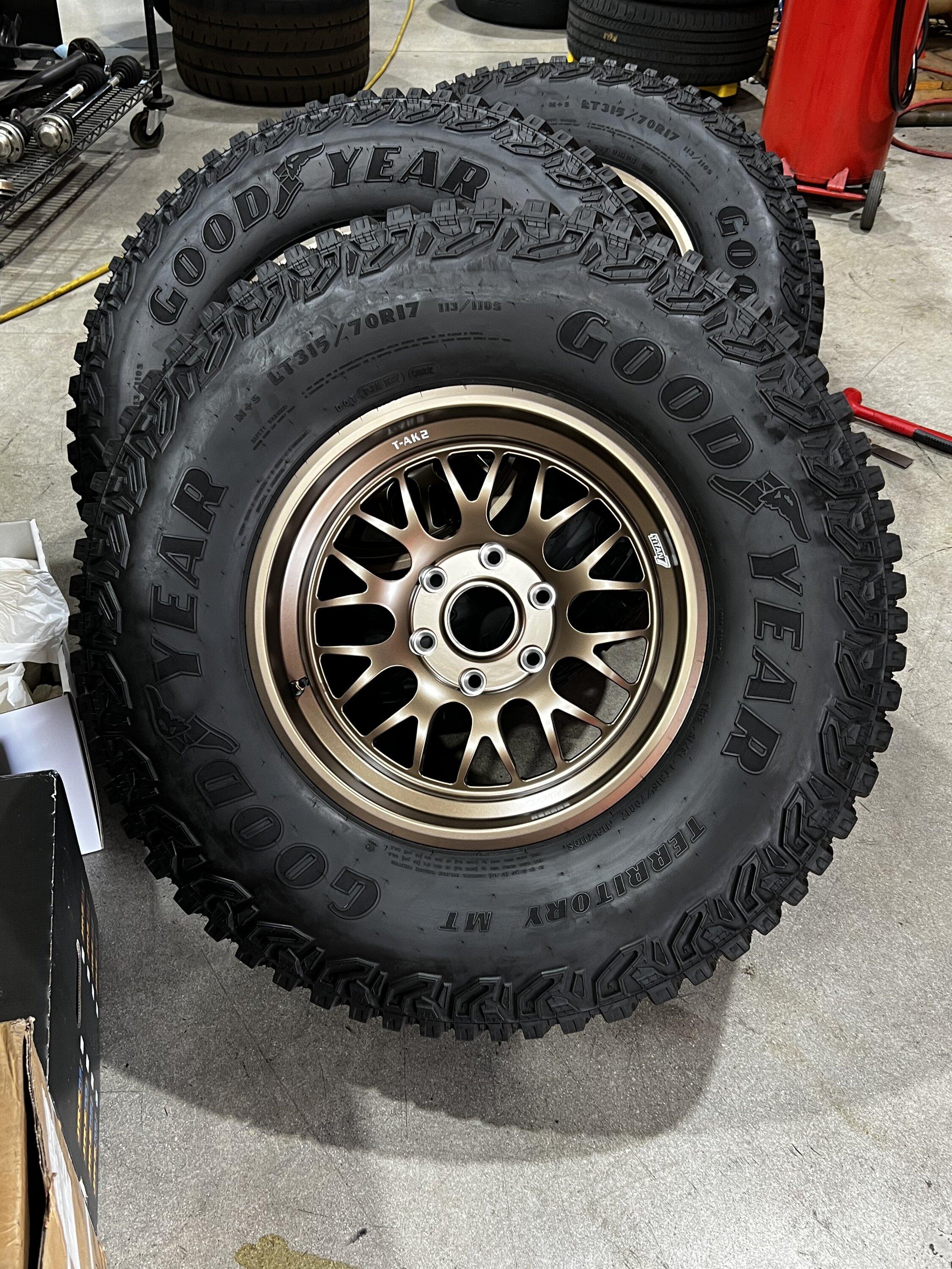 Ford Bronco “Lucky Green” 2022 Eruption Green 4dr Base Sasquatch build 24F5D352-241A-41C9-85C6-65B41BBD50BA