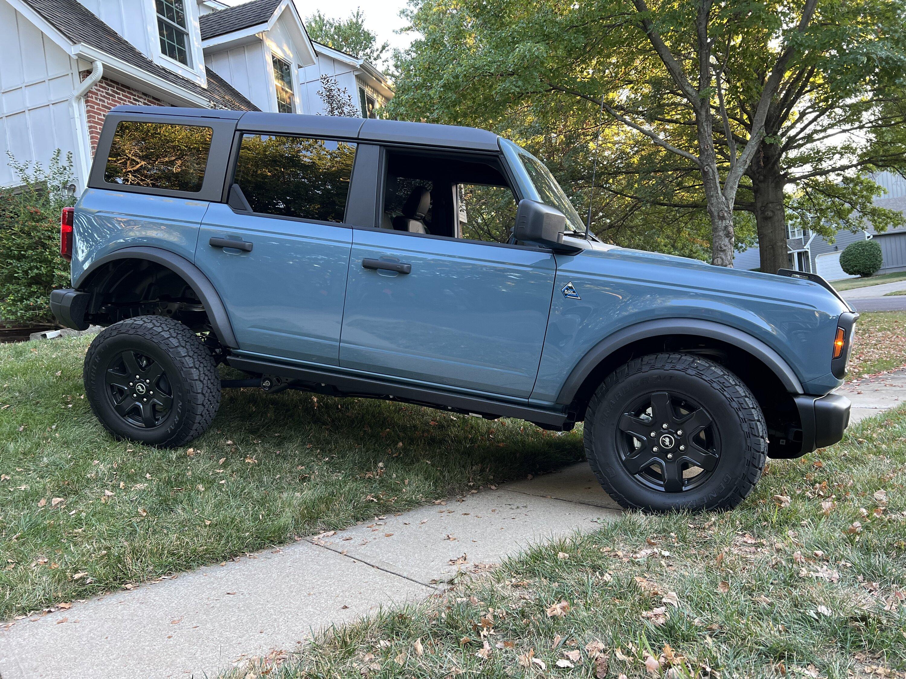 Ford Bronco RC Bronco Build 6FD97C60-3D6F-415F-AAE0-ED7564785493