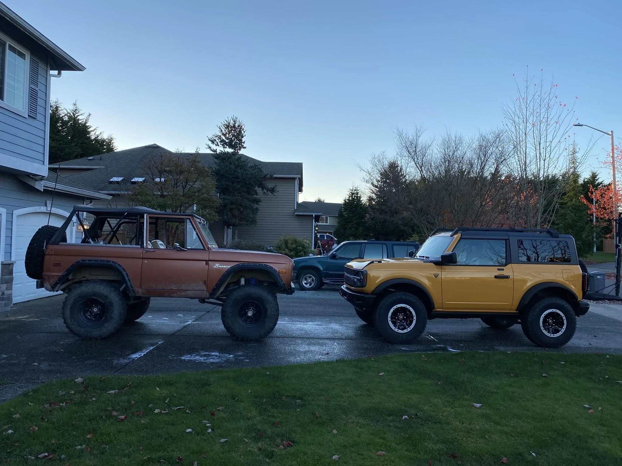 Ford Bronco The 6G really isn't a rockcrawler. 946FEFFB-944A-4FE6-BE7A-209BA9293ED5