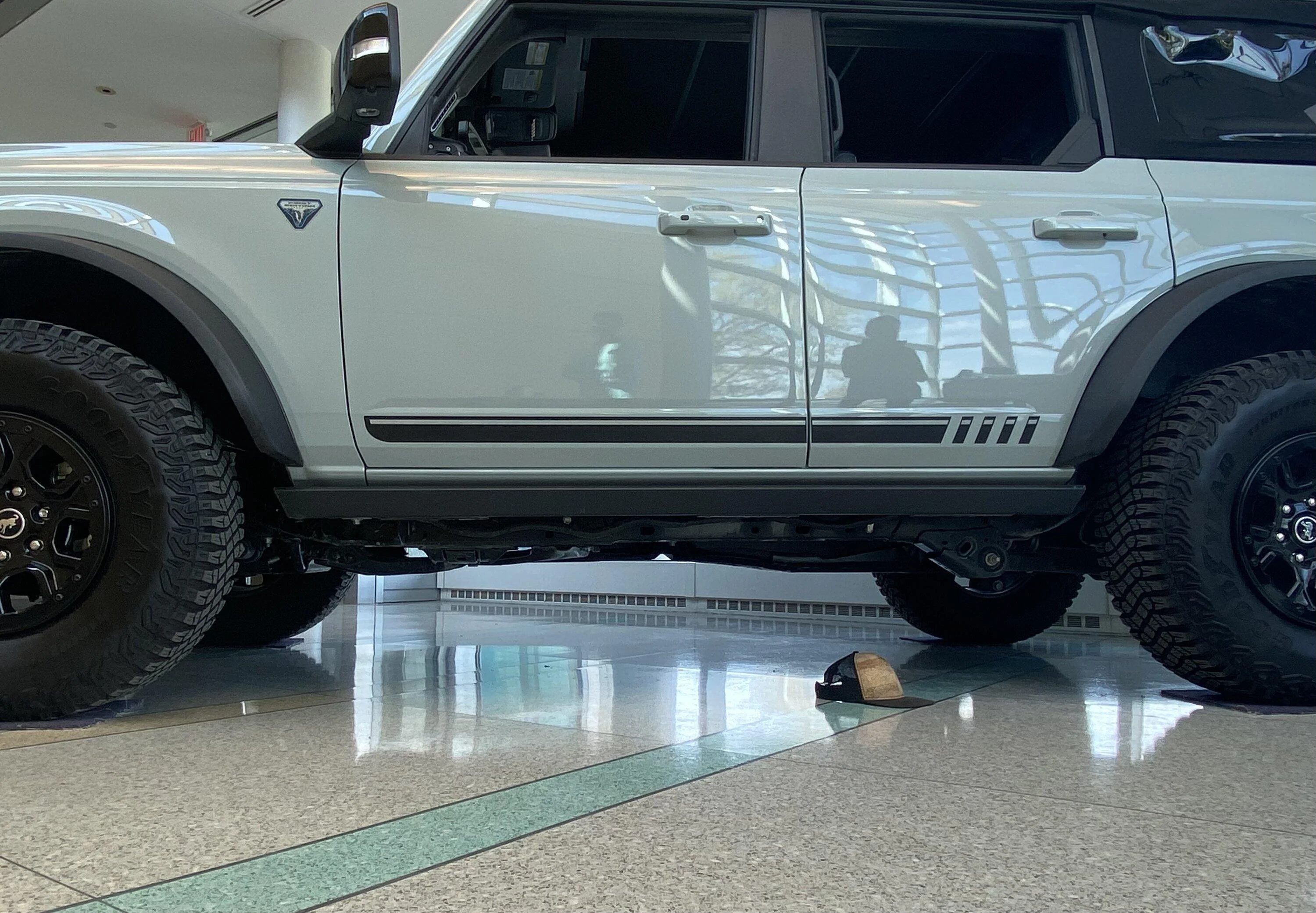 Ford Bronco The 6G really isn't a rockcrawler. DE97573F-3A49-425D-A355-A162364B96A7