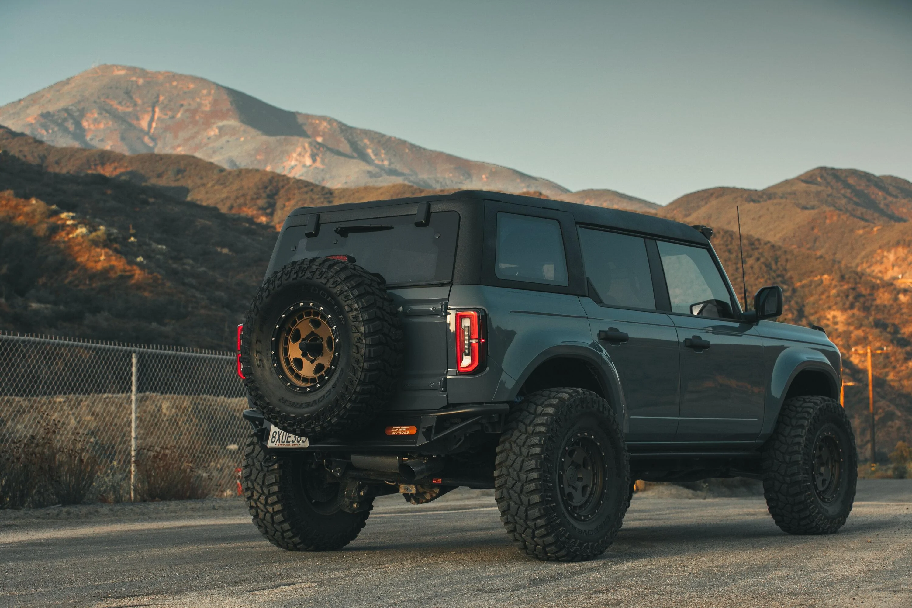 Ford Bronco ADV Prototype Hardtop - Professional Pictures + TrailRax Roof Rack Compatibility ADV-Bronco-Hard-Top-69