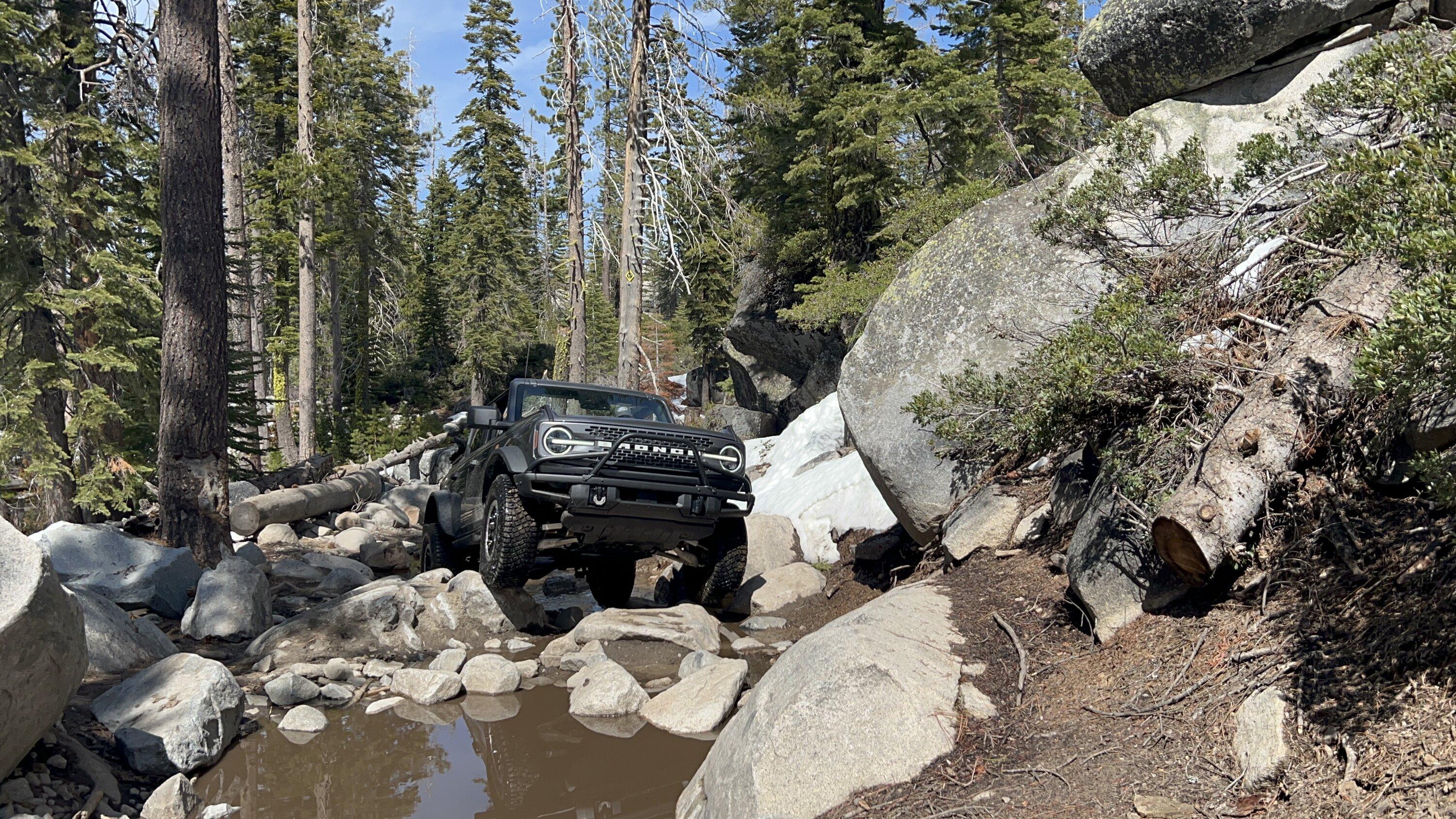 Ford Bronco The 6G really isn't a rockcrawler. 14524740-4B4C-4DDB-81A4-CFFCE7F7305A