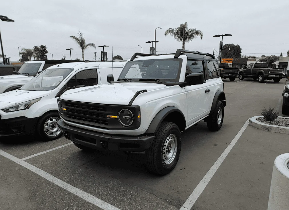 Ford Bronco Base 2-door non-sasquatch photo thread 1664858944582
