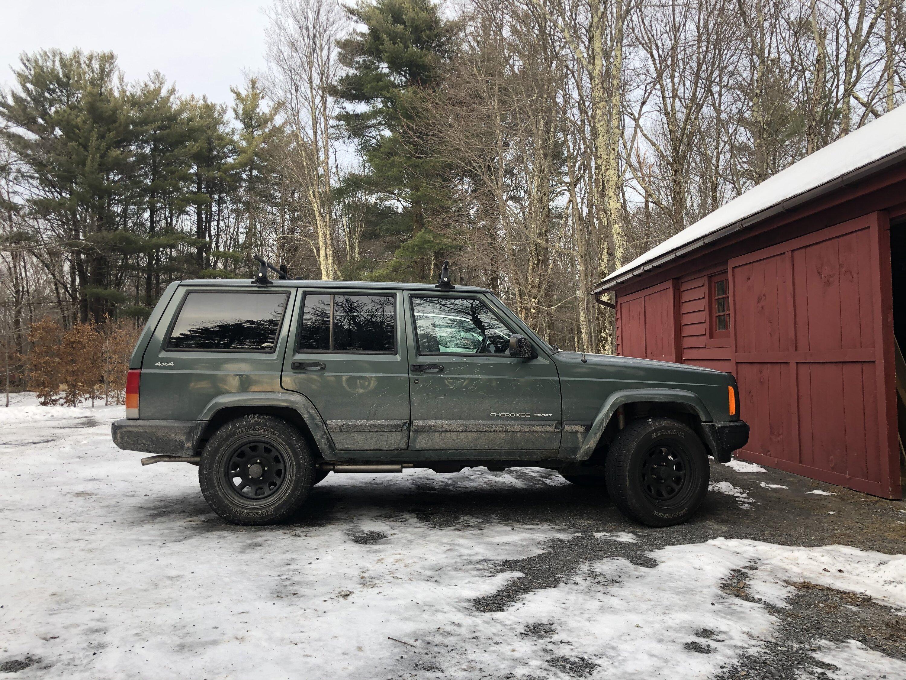 Ford Bronco Jeep XJ Comparison D817254E-584D-44A1-A8CE-1DB9FDA2F682