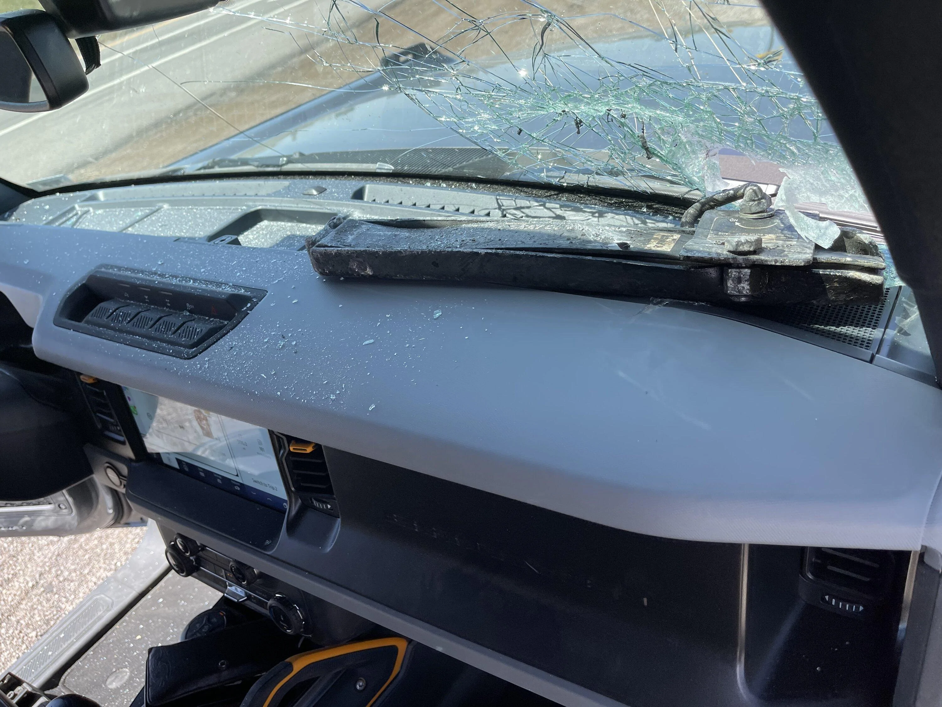 Ford Bronco Windshield chip crack woes 95DF77BF-4DA8-4BA4-AFDB-D85CFEB7C8BF