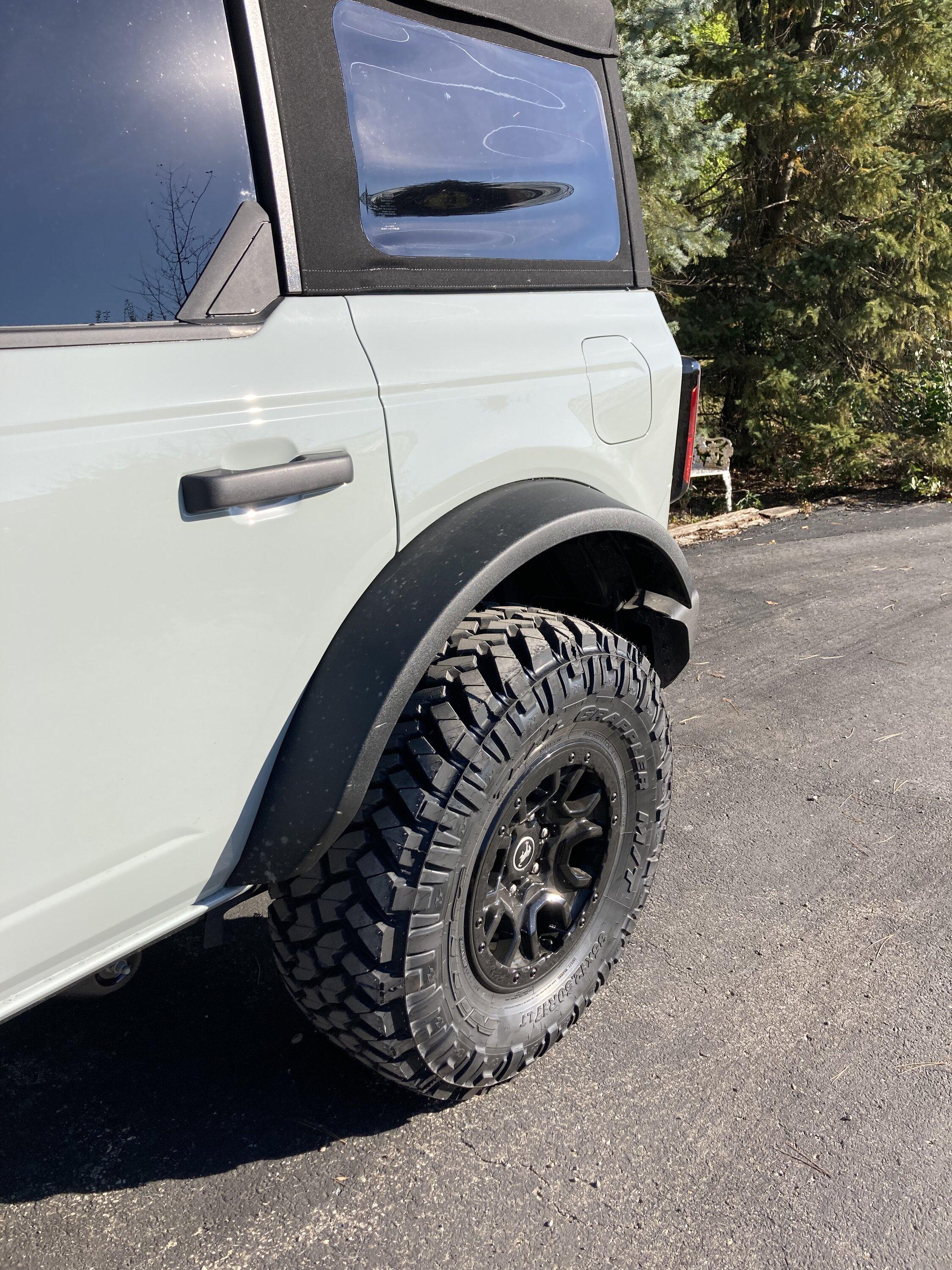Ford Bronco CACTUS GRAY Bronco Club 4ECA3285-294F-44FB-A73A-B8D1E42E0333