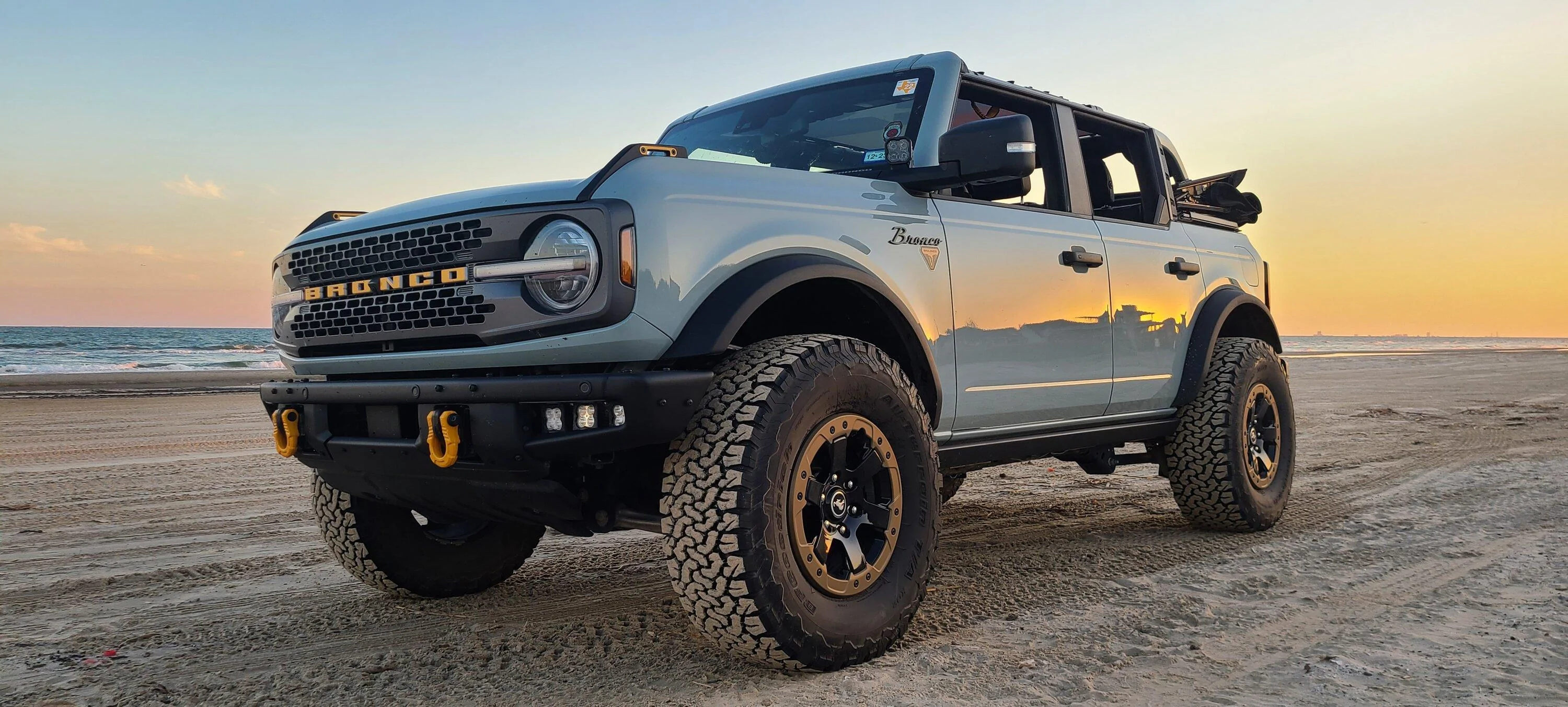Ford Bronco CACTUS GRAY Bronco Club 20221005_184551